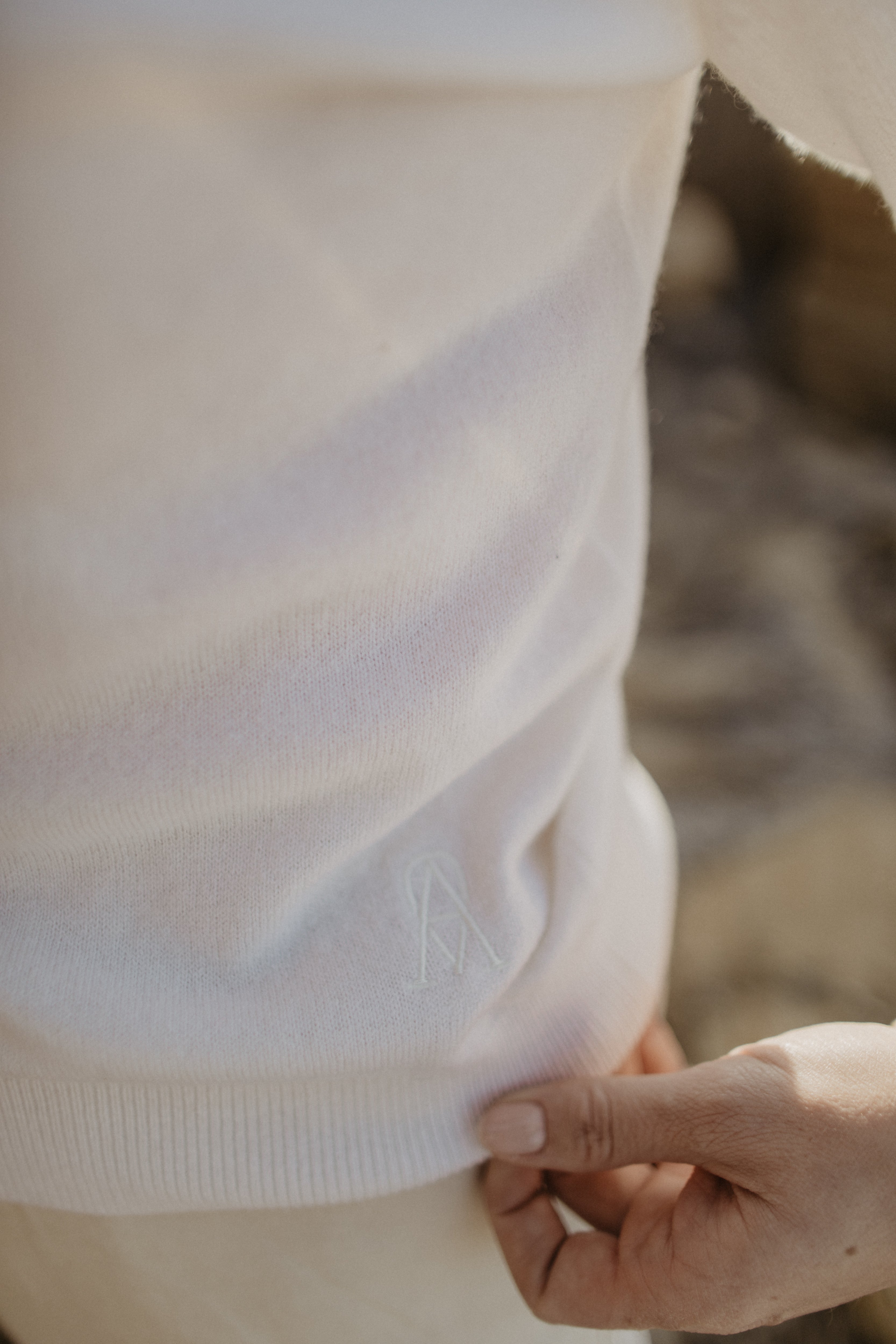 01.03.05 — The Knit Sweater / Beige