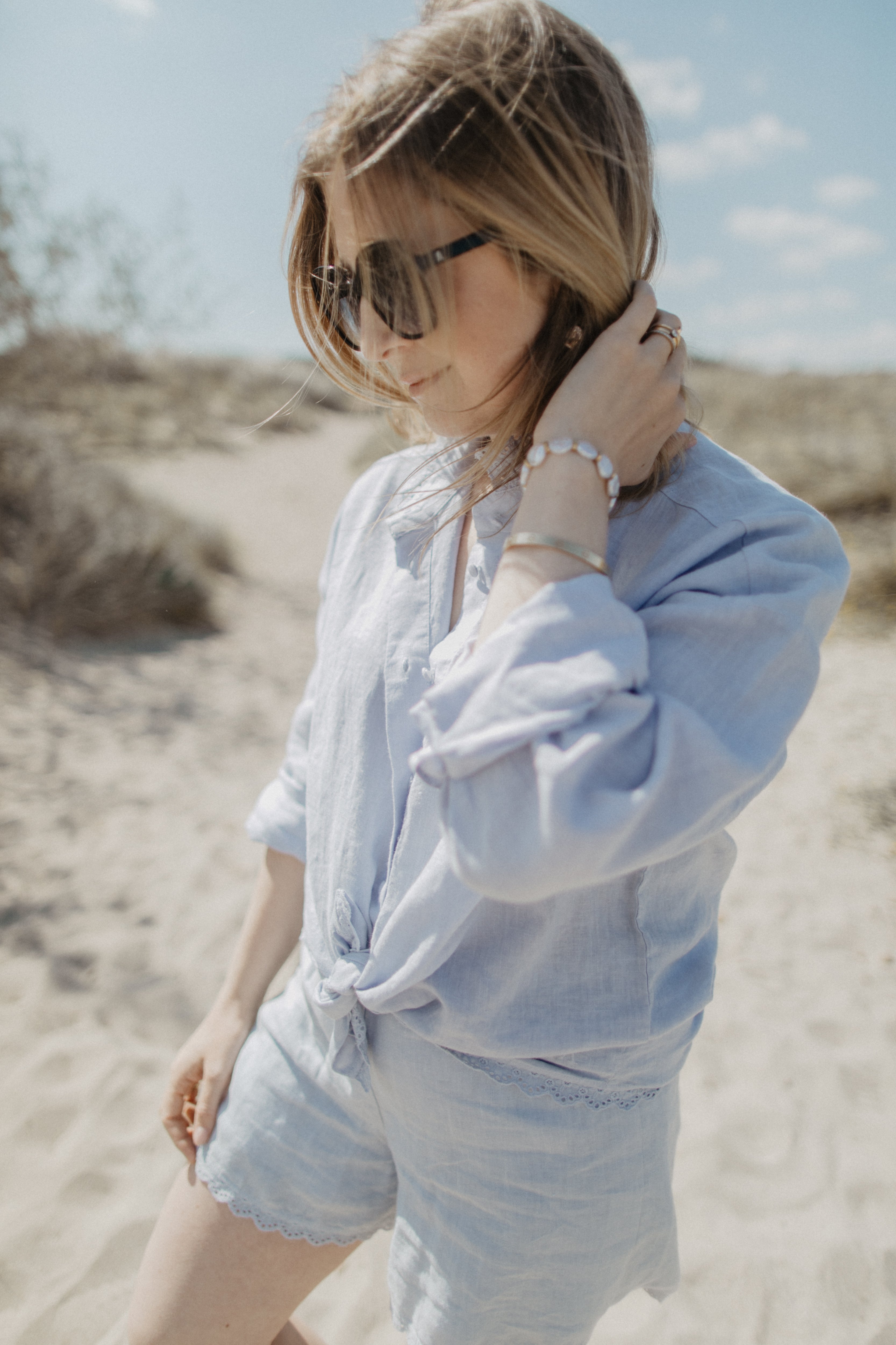 01.02.04 — The Shorts / Horizon