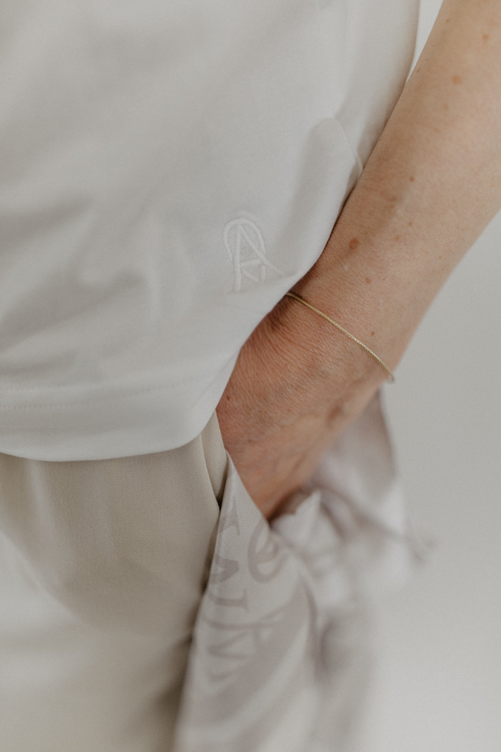 01.01.06 — The T-Shirt / White