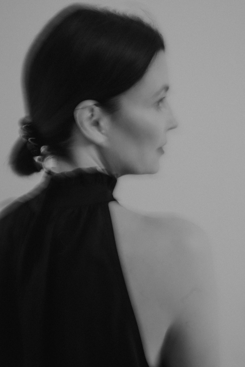 01.01.03 — The Ruffle Top / Black