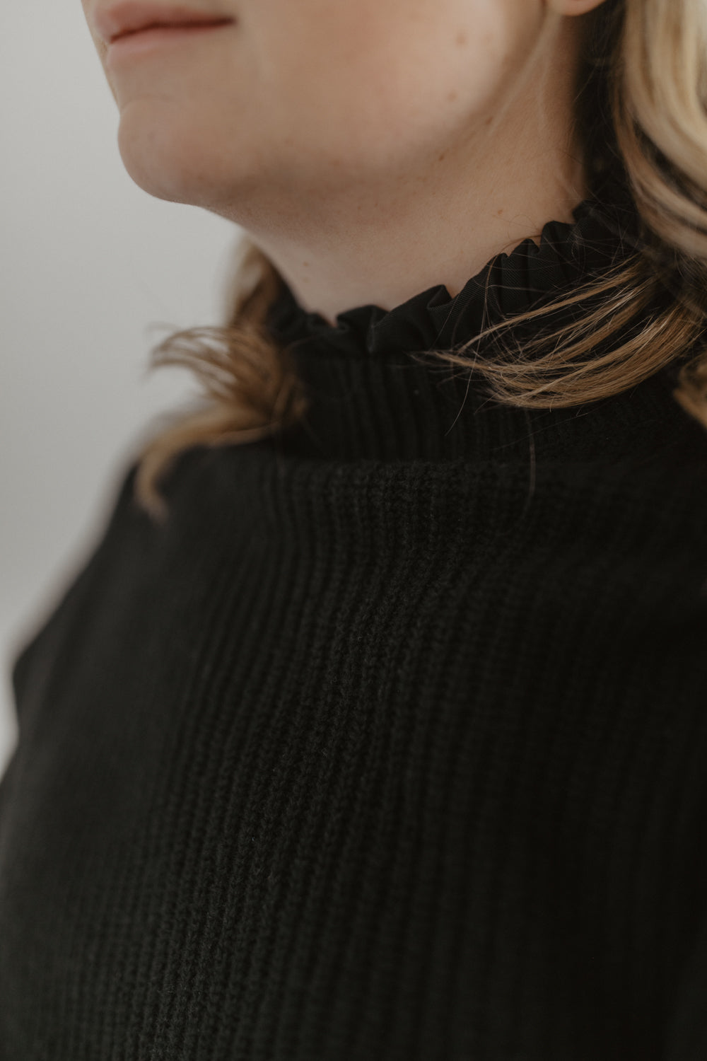 01.03.02 — The Chunky Knit / Black