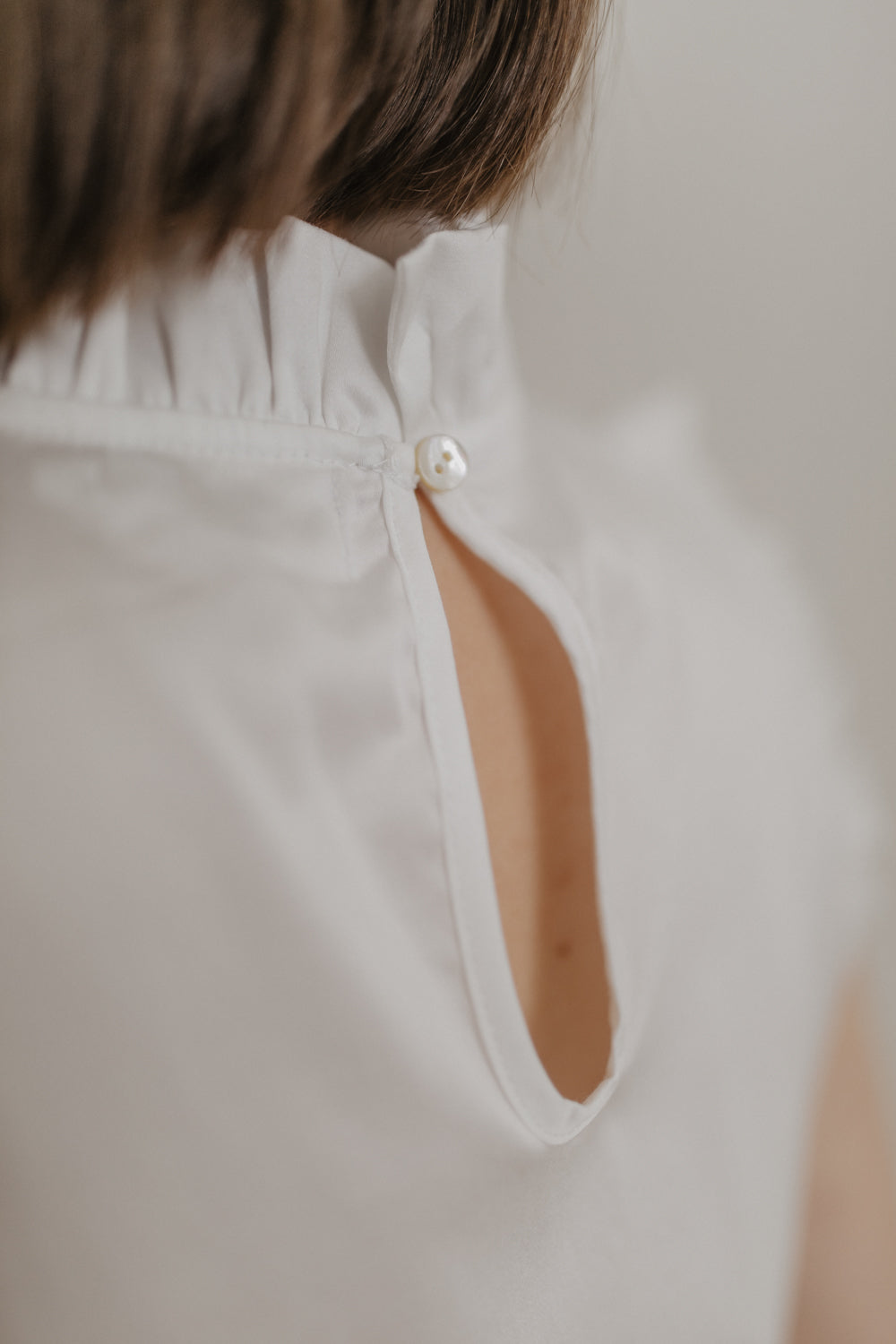 01.01.03 — The Ruffle Top / White