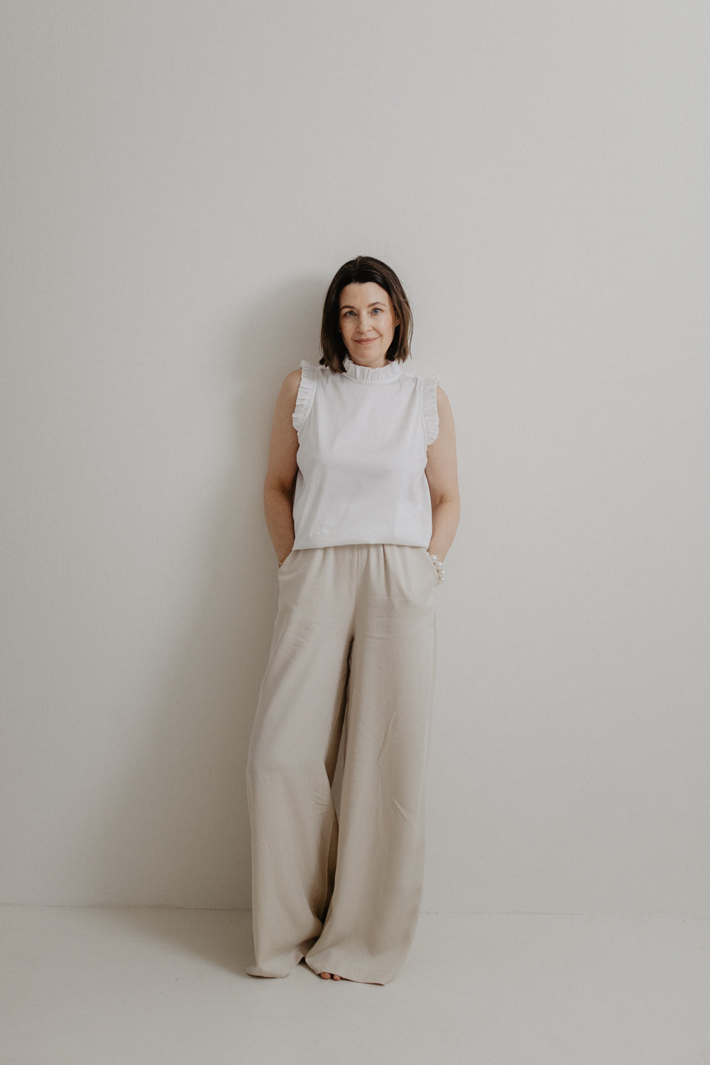 01.01.03 — The Ruffle Top / White