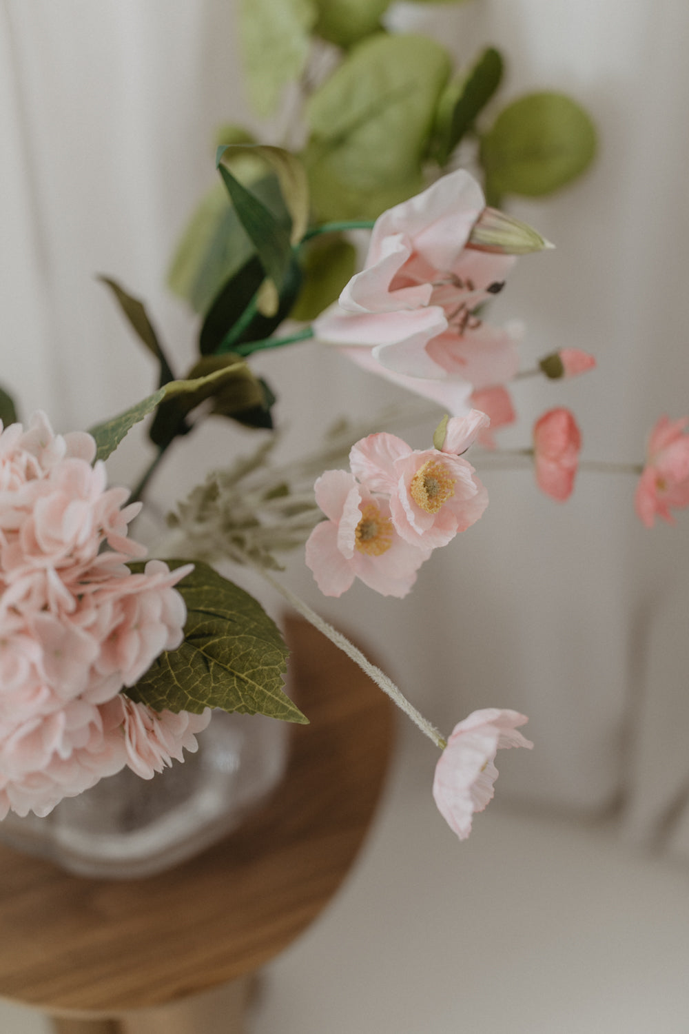 01.08.02 — The Bouquet / Perfect Pinks