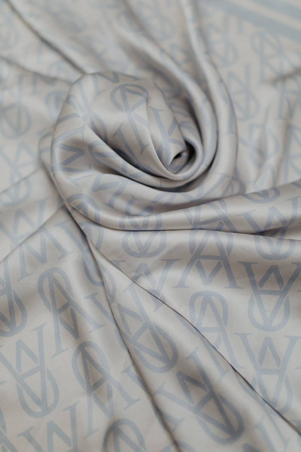 01.07.30 — The Silk Scarf / Horizon