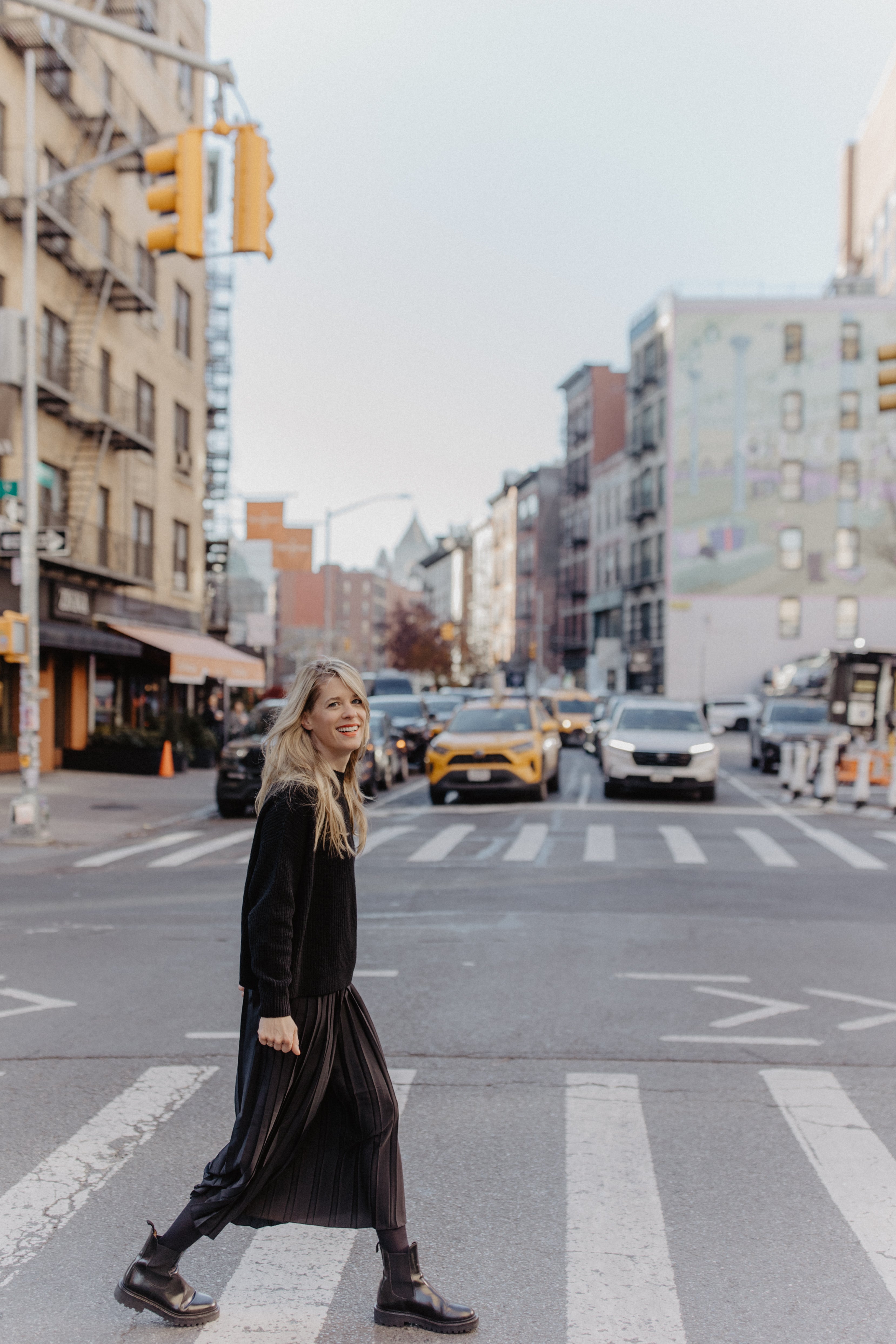 Pleated Skirt "Black"
