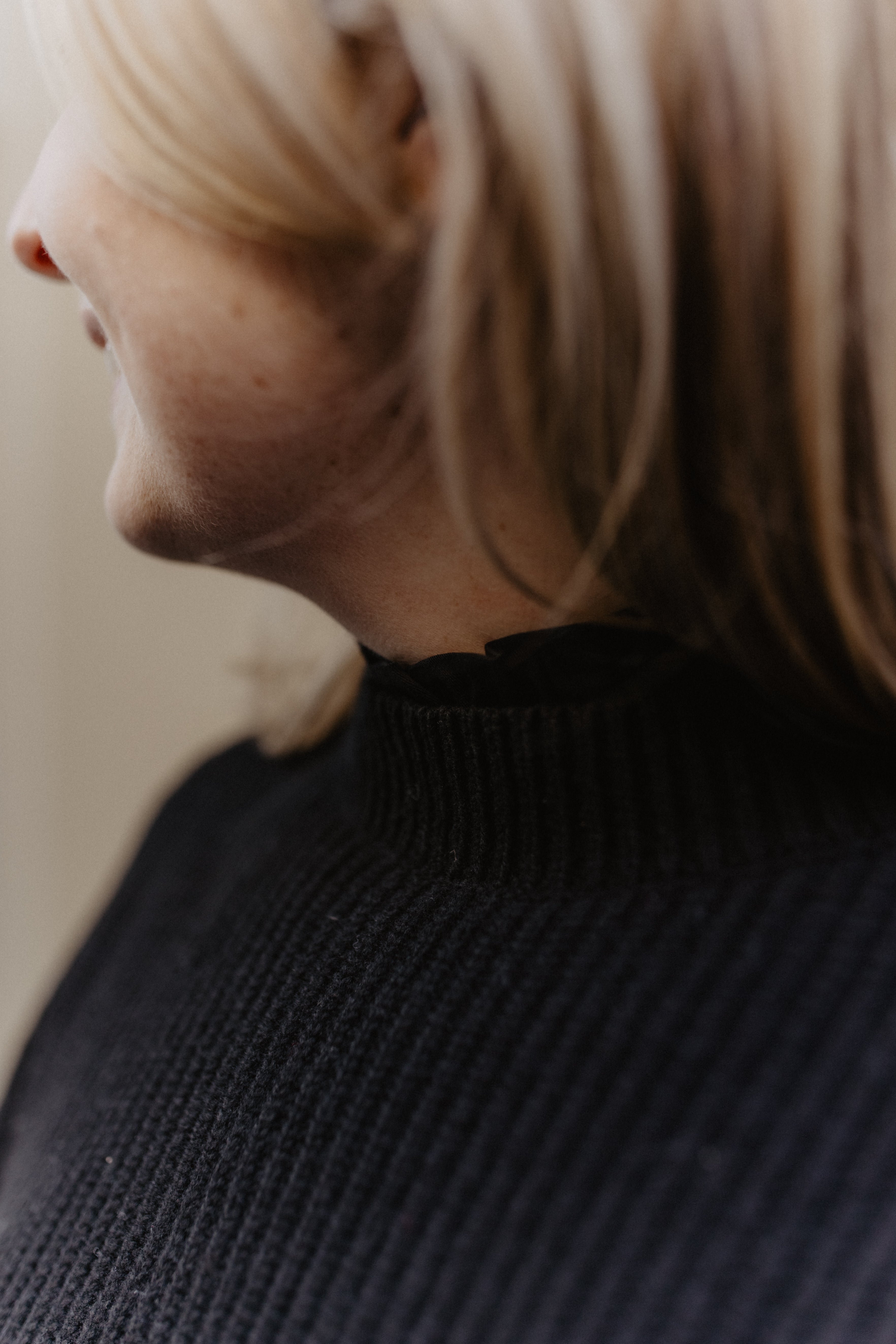 Chunky Knit Sweater 'Black'