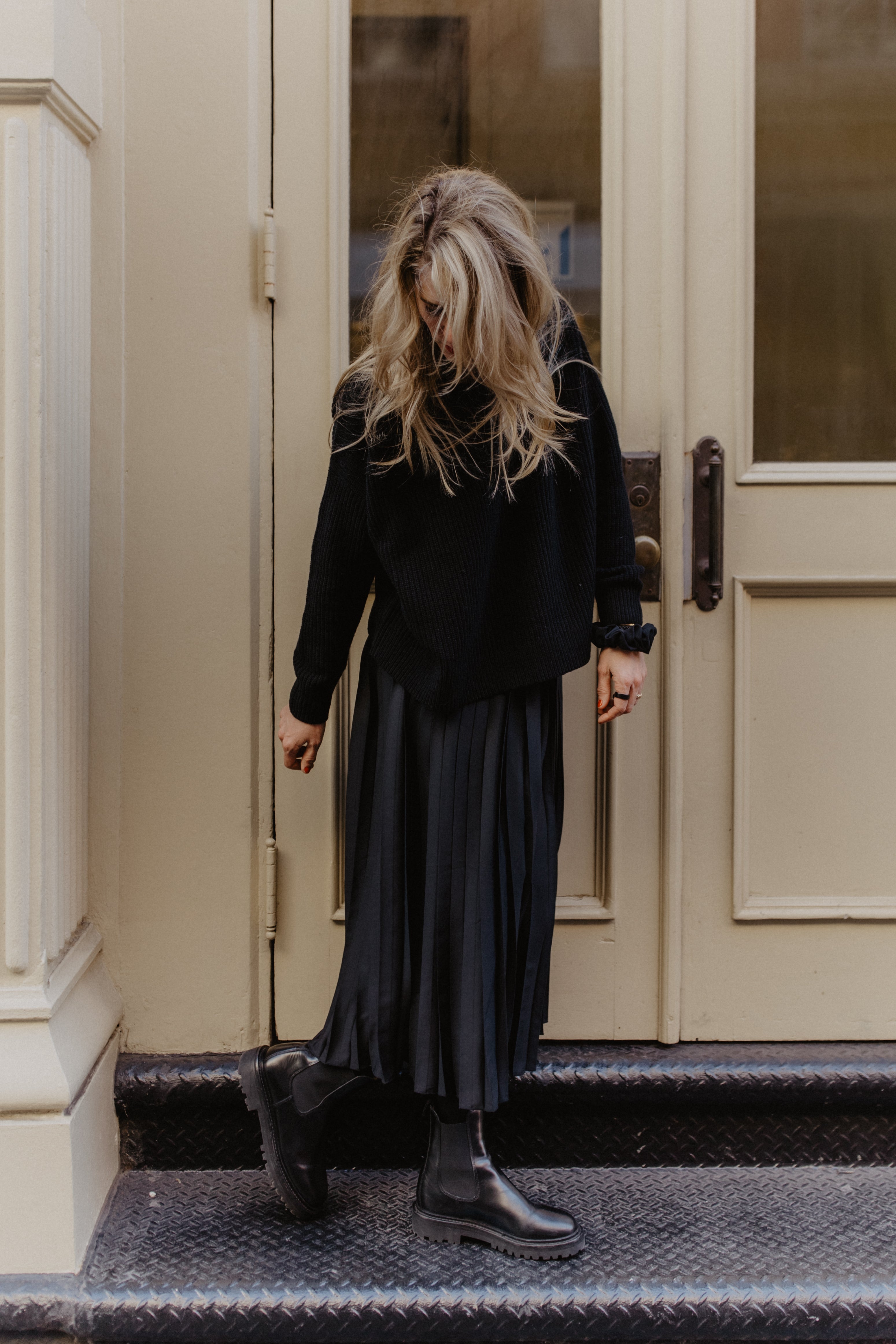 01.02.01 — The Pleated Skirt / Black