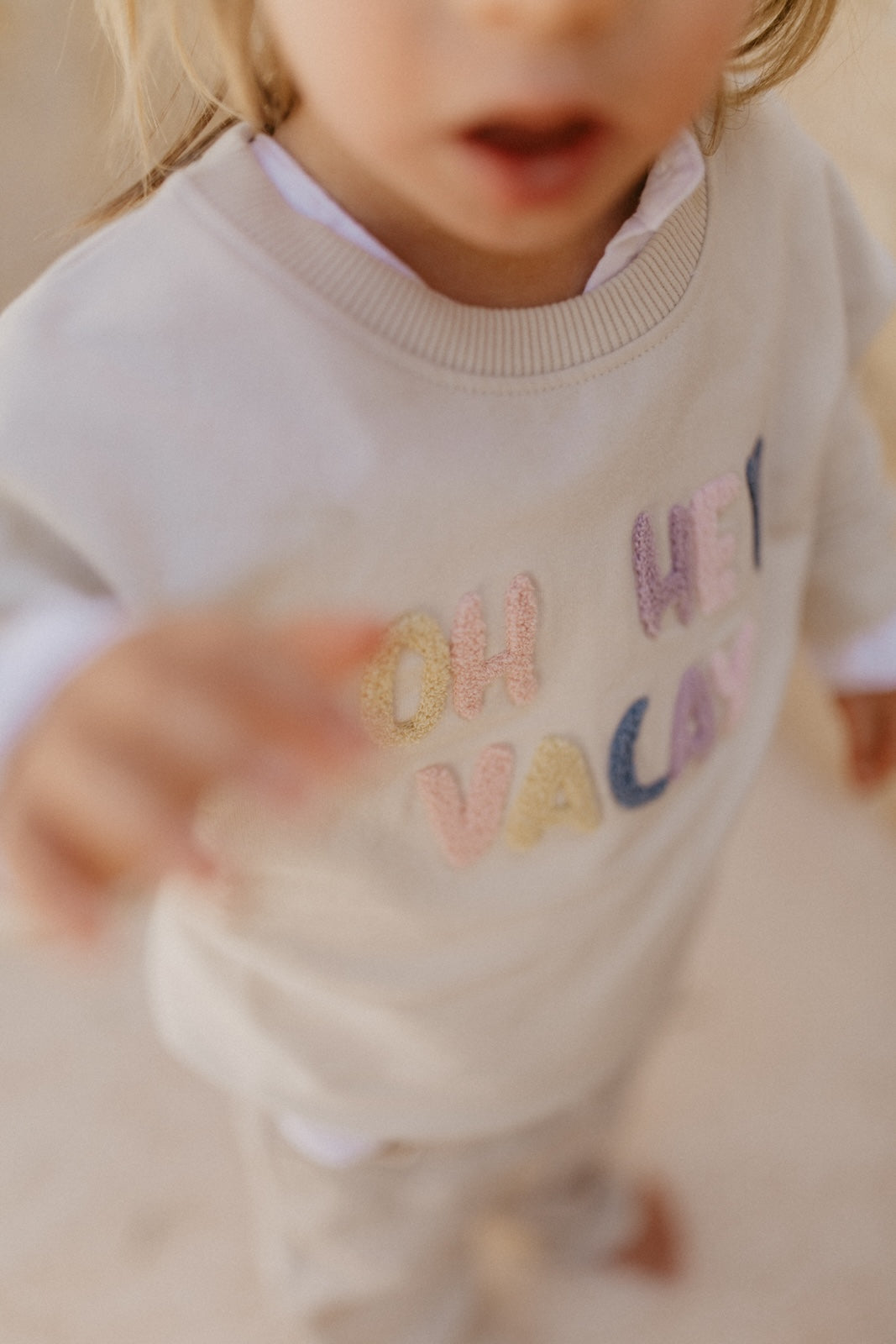 Oversized Sweatshirt 'oh hey vacay'