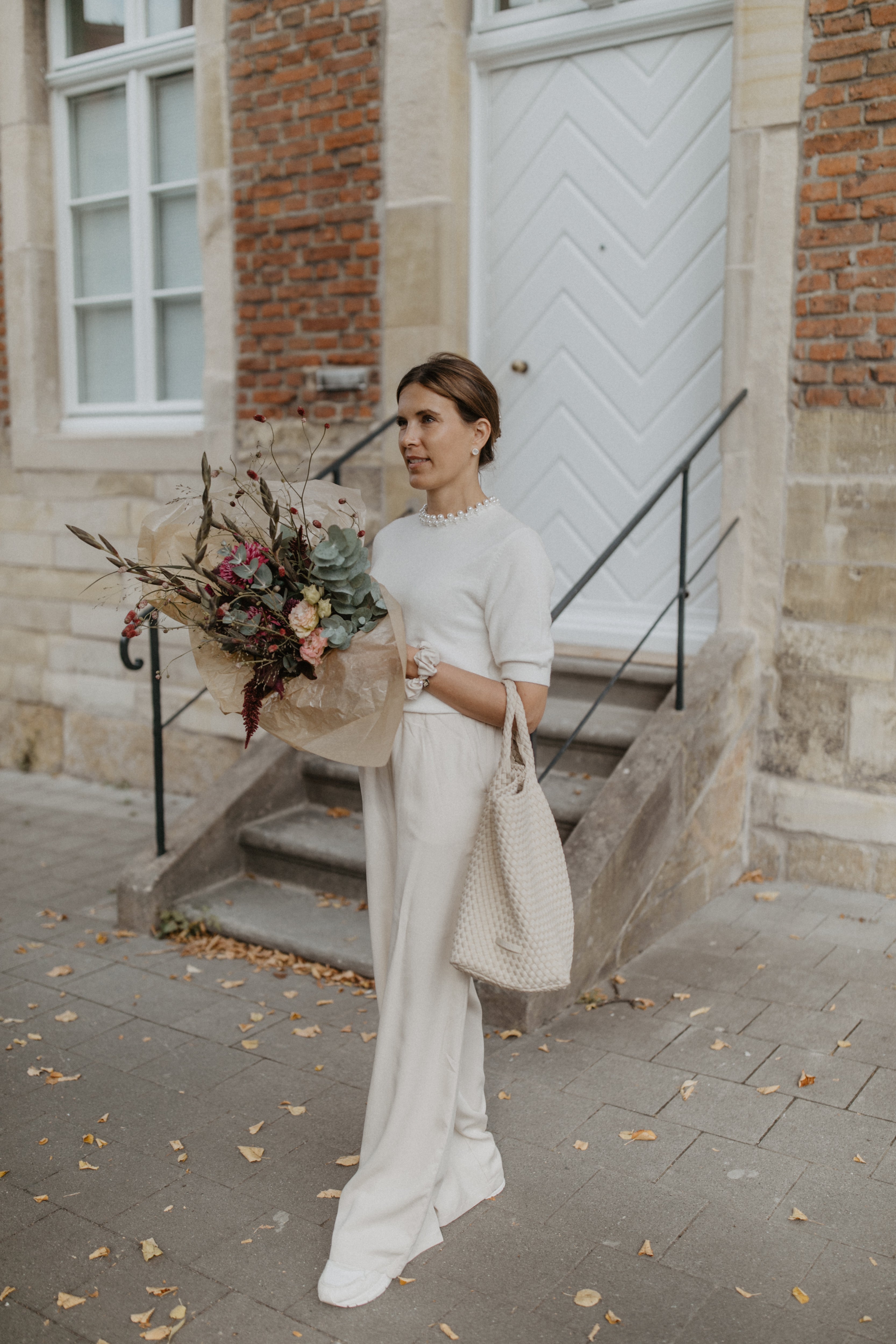 Kurzarmpullover mit Perlendetail