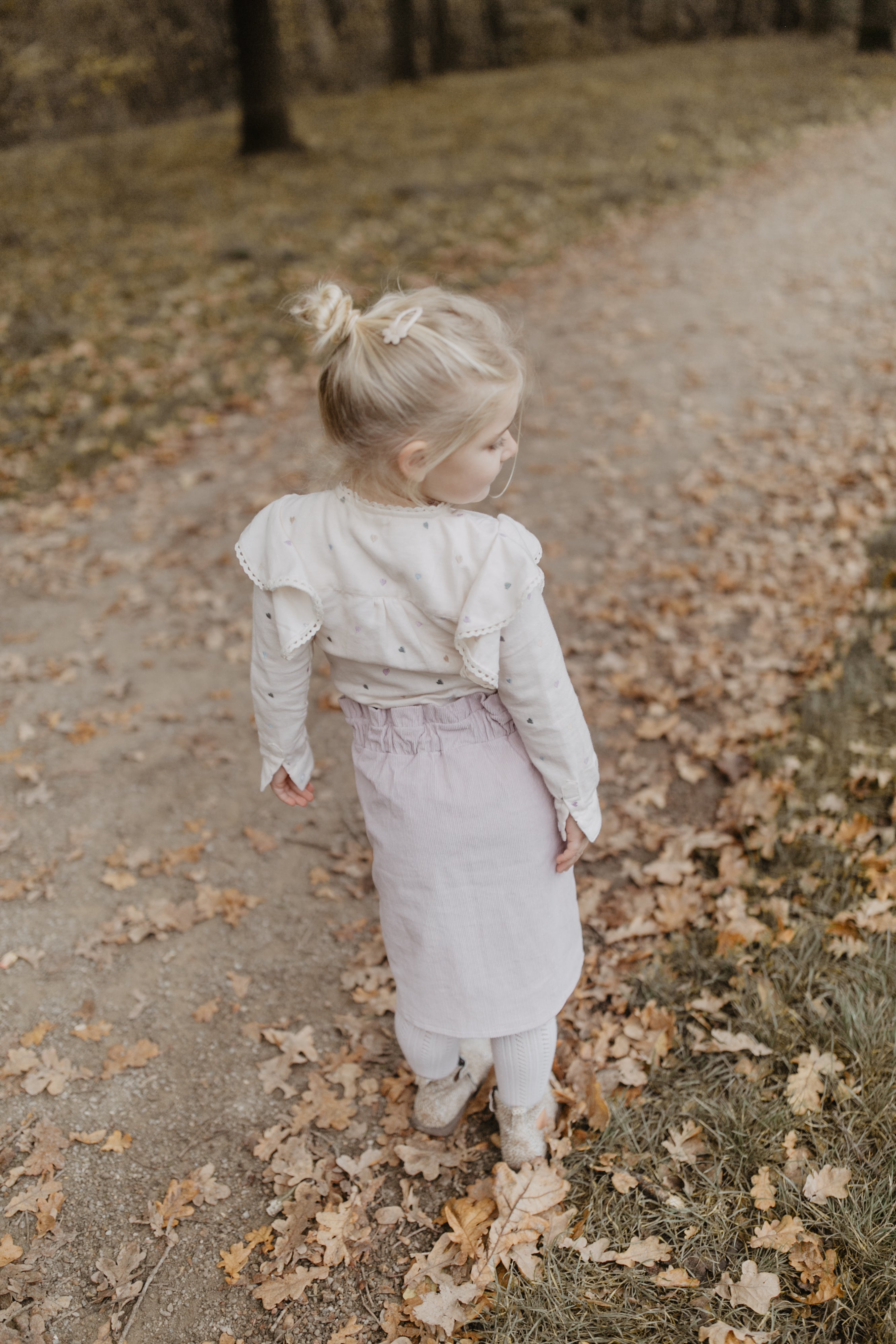Flanellbluse mit Herzchen-Stickerei und Rüschen 'light beige'