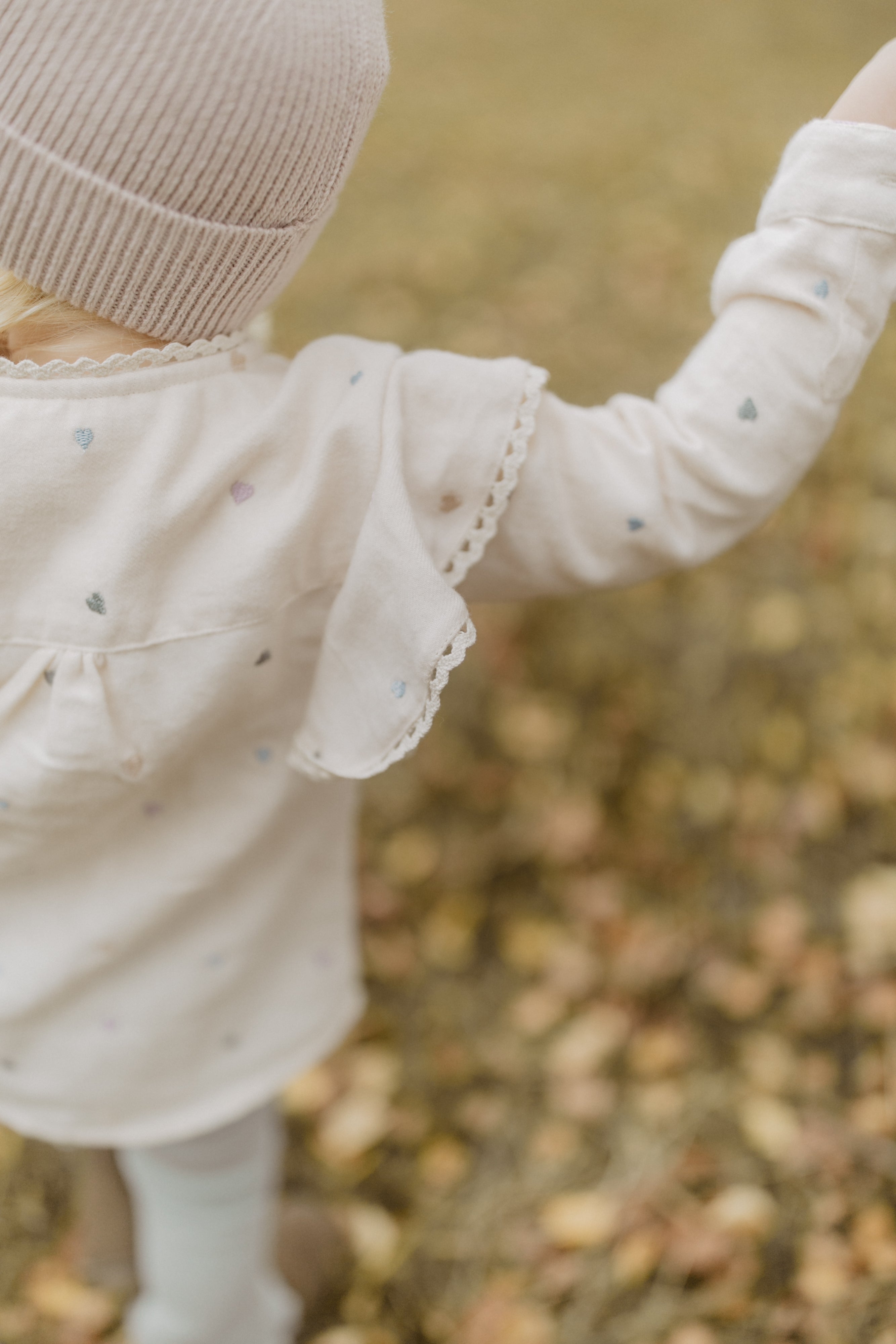 Flanellbluse mit Herzchen-Stickerei und Rüschen 'light beige'