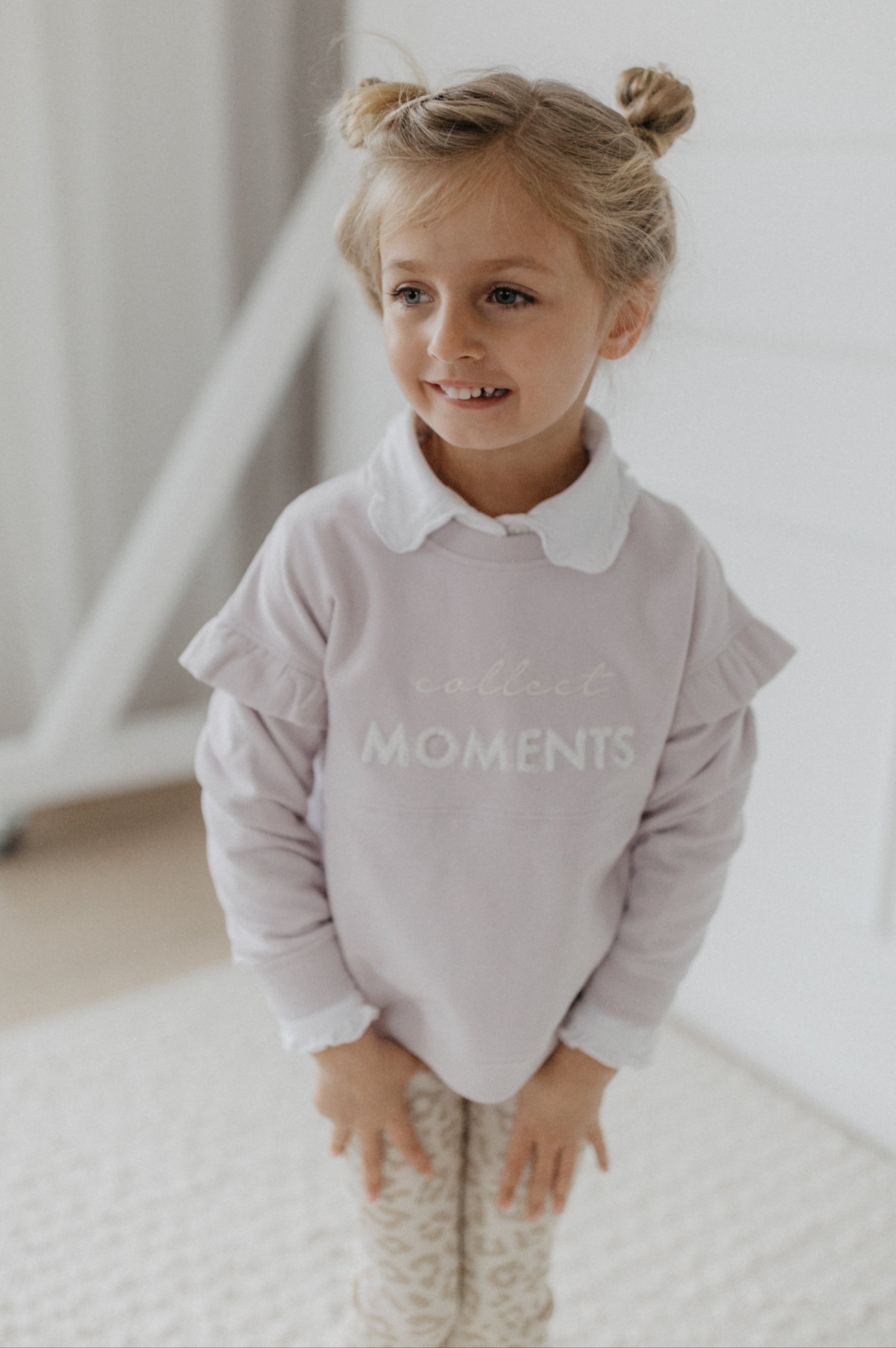 Oversized Sweatshirt 'collect moments' mit Bauchtasche