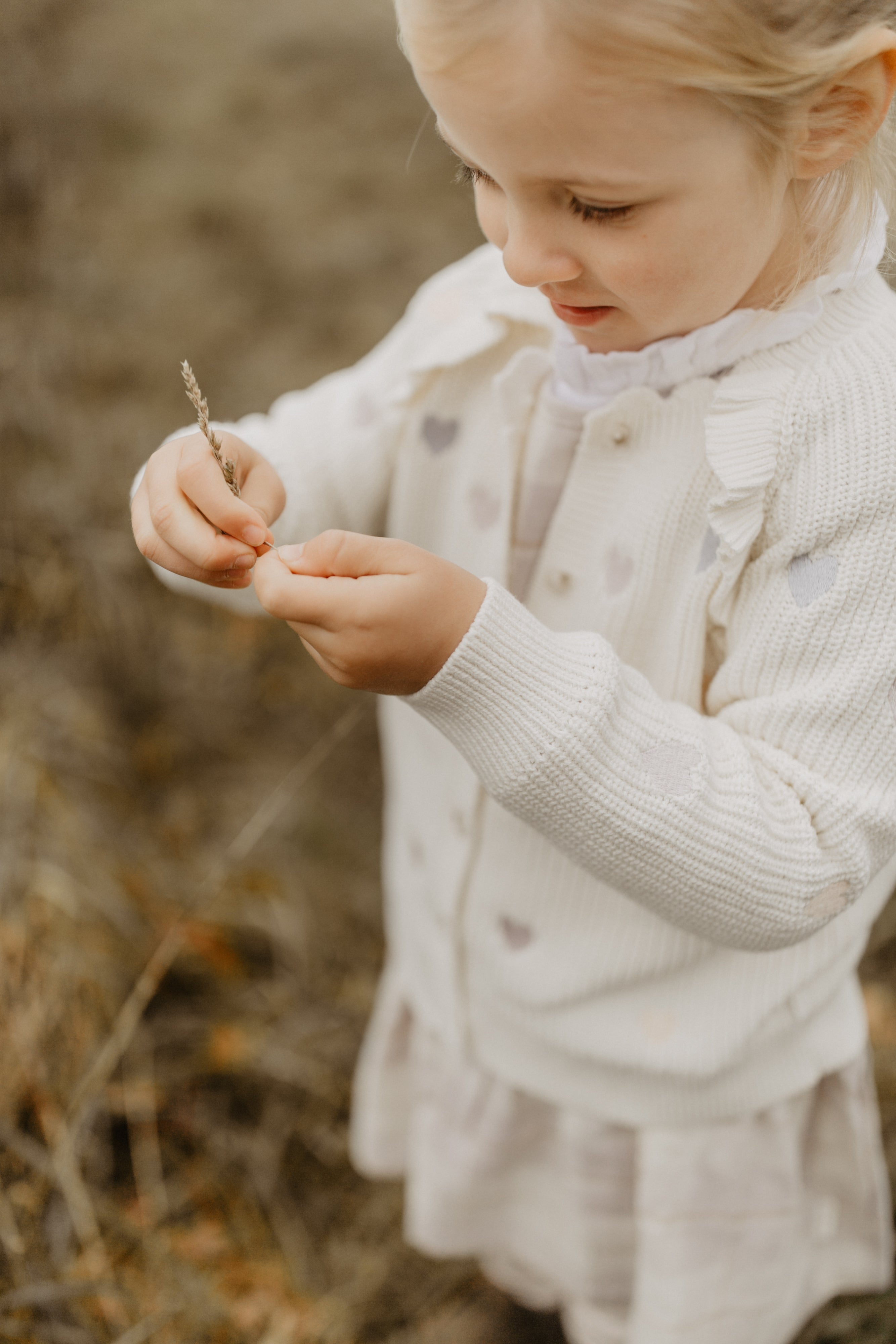 Strickcardigan mit Herzchen-Applikation