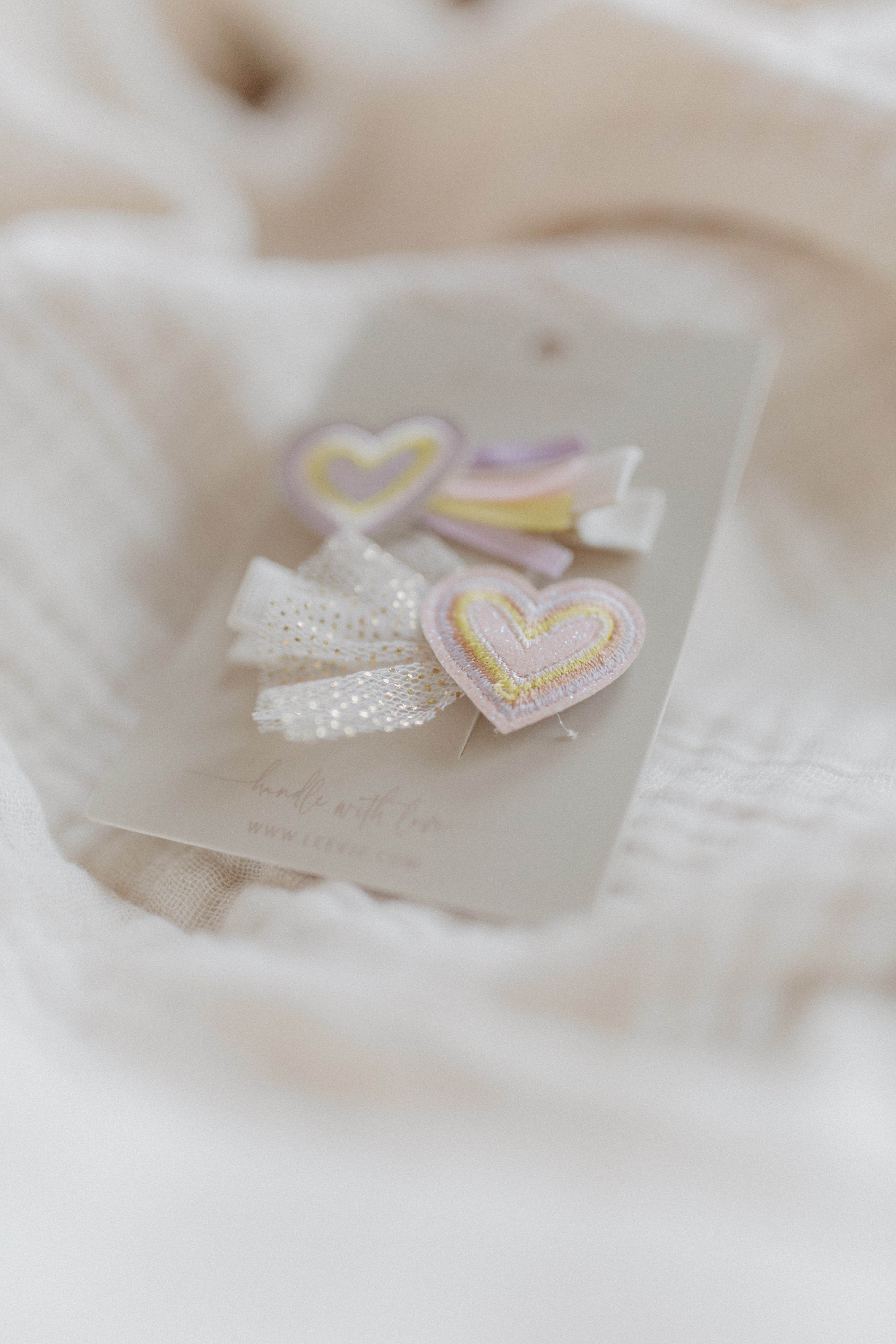 Haarspangen 'embroidery heart clips'