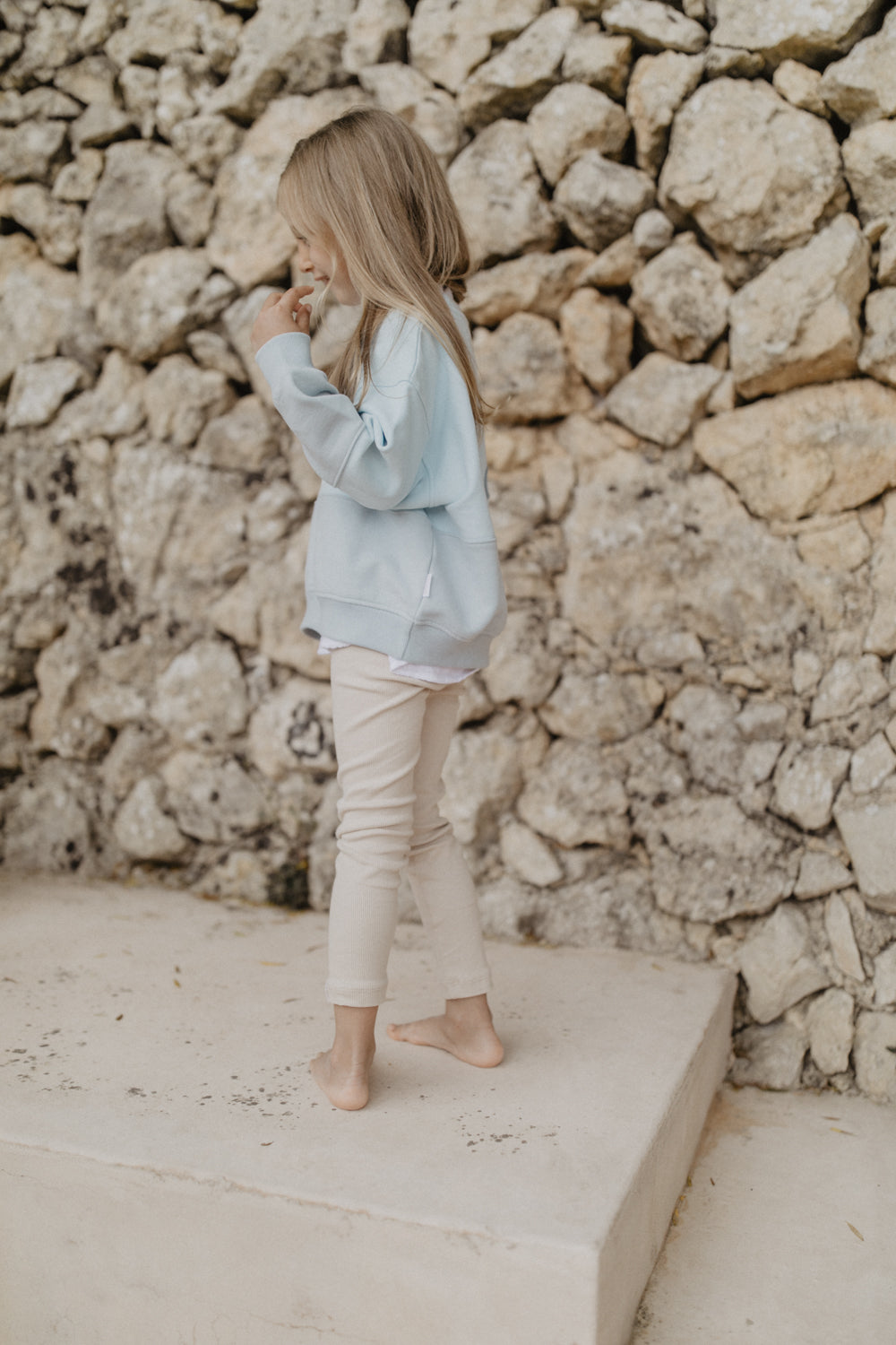 Unisex Oversized Sweatshirt with Shark ‘Oh Hey Vacay’