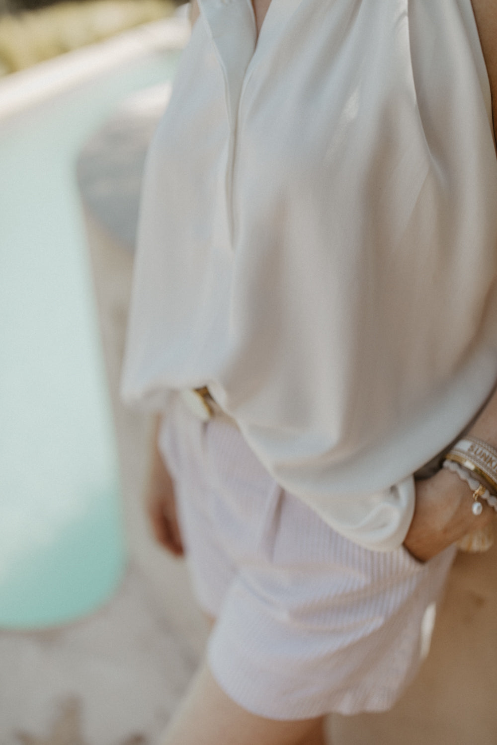 leevje by AM Top white