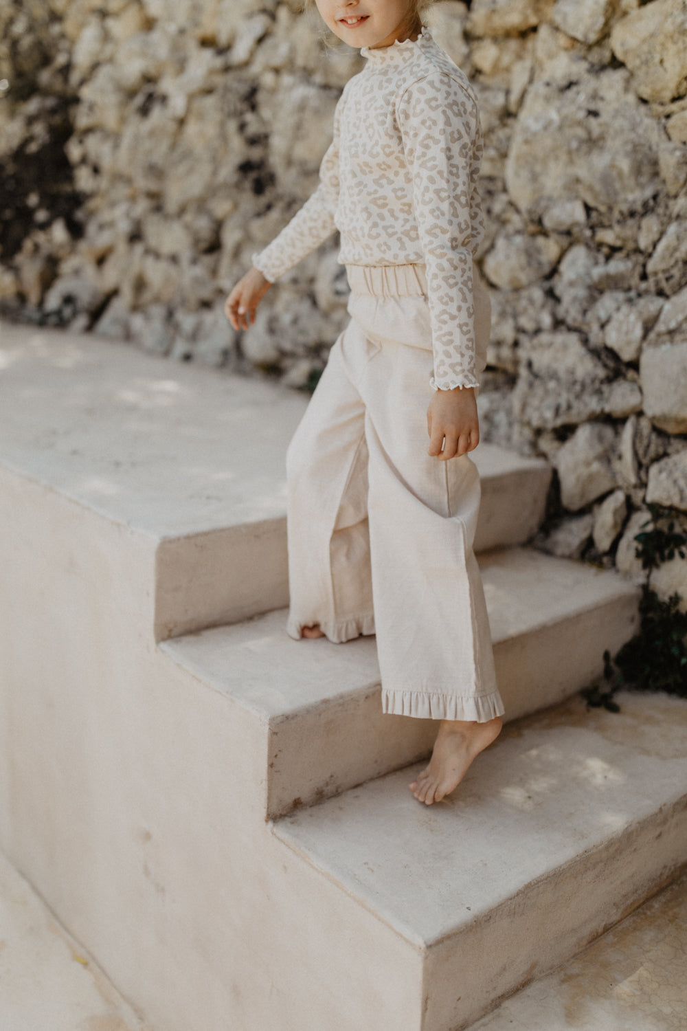 Wide Frill Hem Trousers in Linen Optic 'Cappucino'