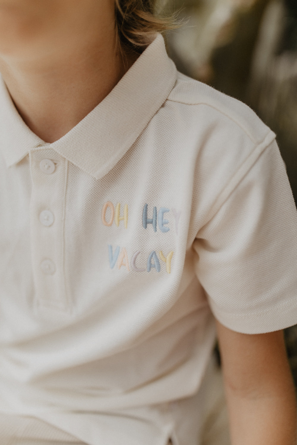 Unisex Short Sleeve Polo Shirt 'Oh Hey Vacay'
