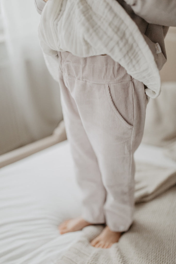 Cordhose ’Lavender’ Für Mädchen Kindermode