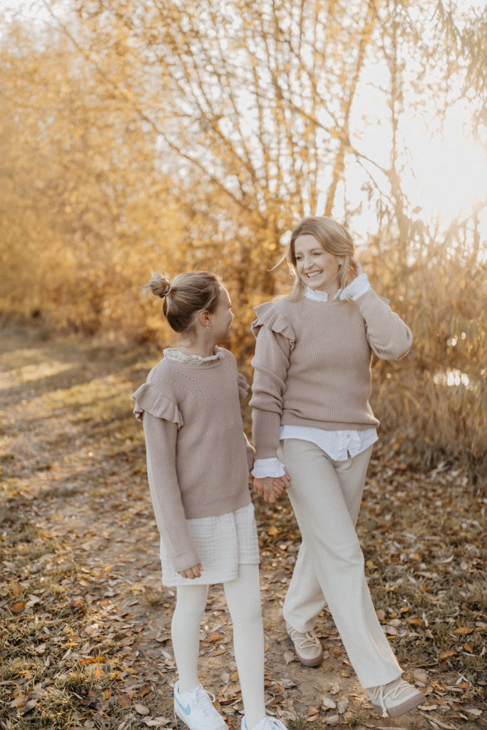 Mini-Me Strickpullover ’Dusty Rose’ Mit Volants Für Frauen Frauenmode