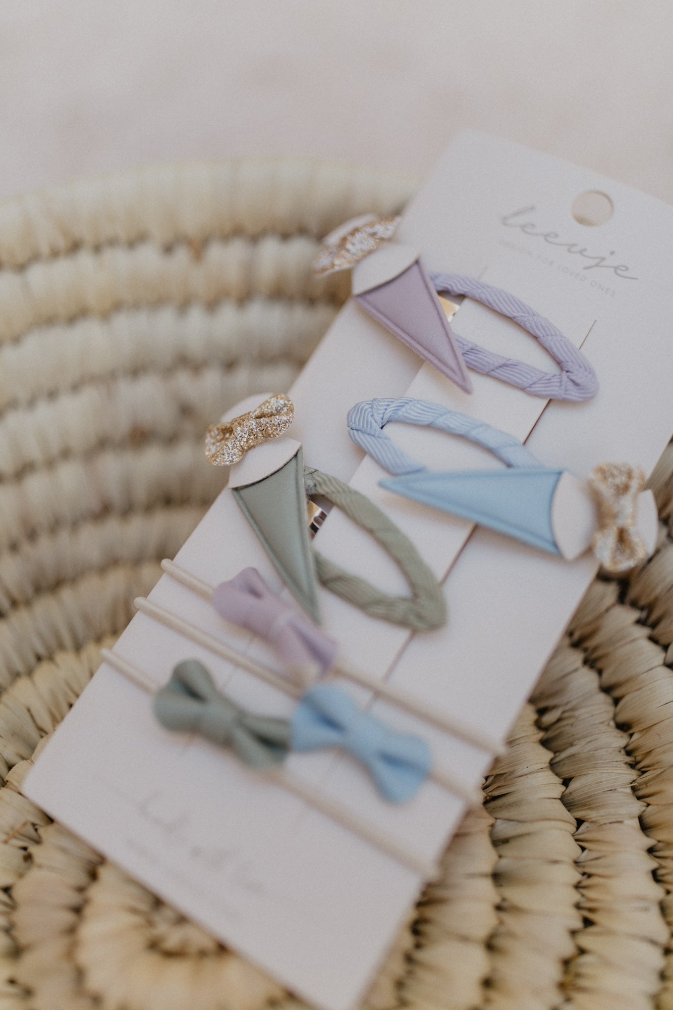 Hair clips 'bows and school cones mix'