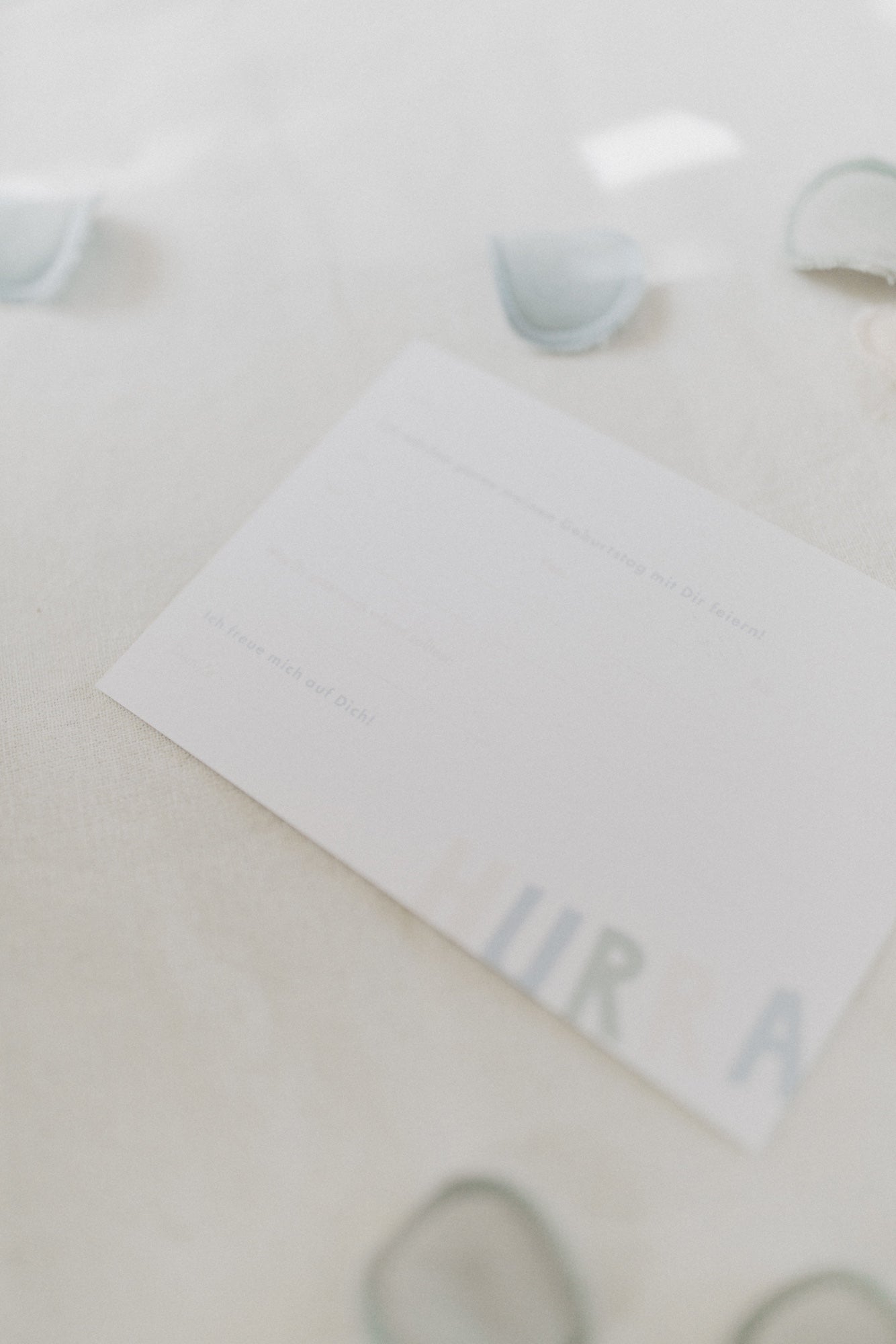 Set of 10 'dinosaur' invitation cards