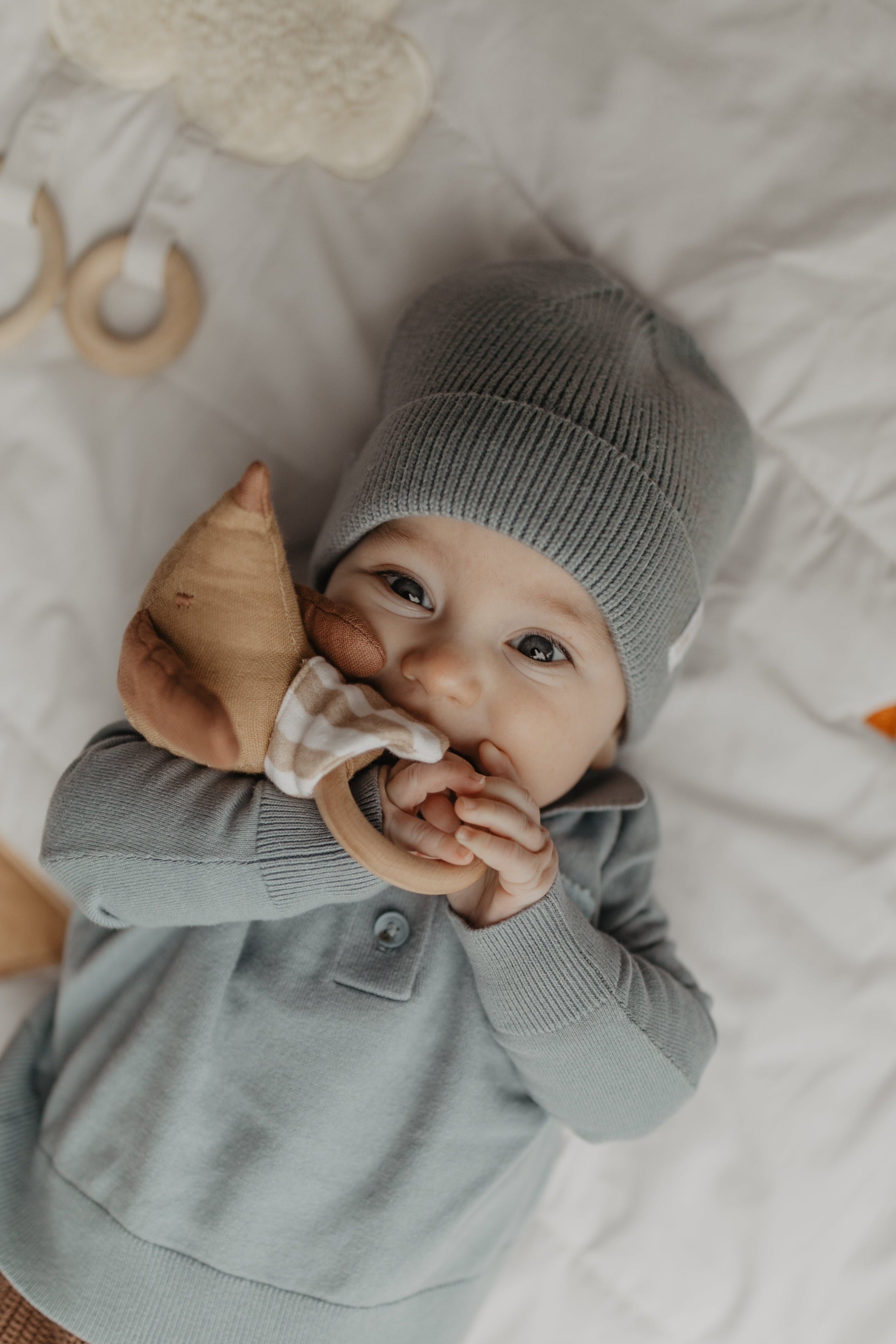 Muslin Ring Rattle 'Little Dog'