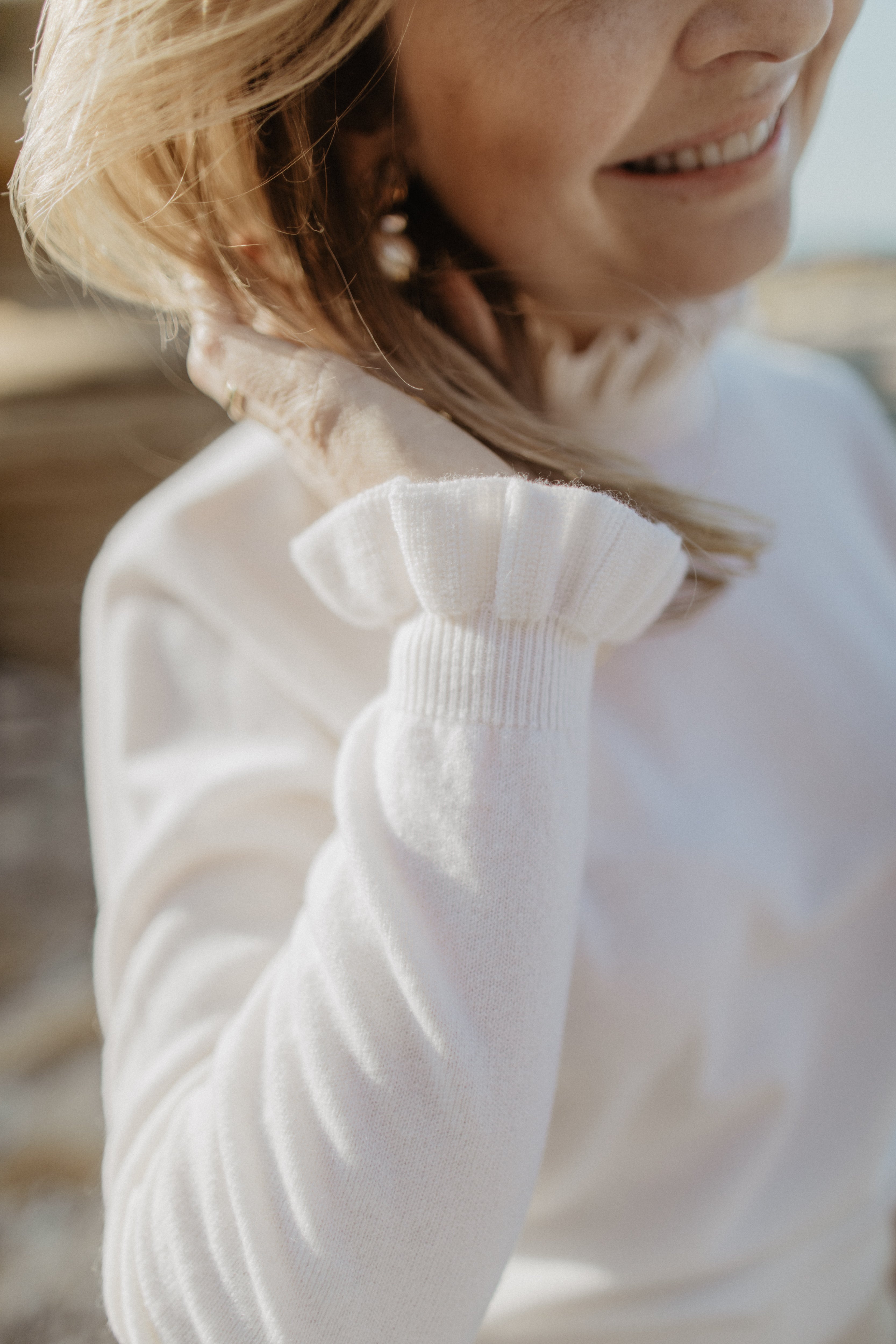 01.03.05 — The Knit Sweater / Beige