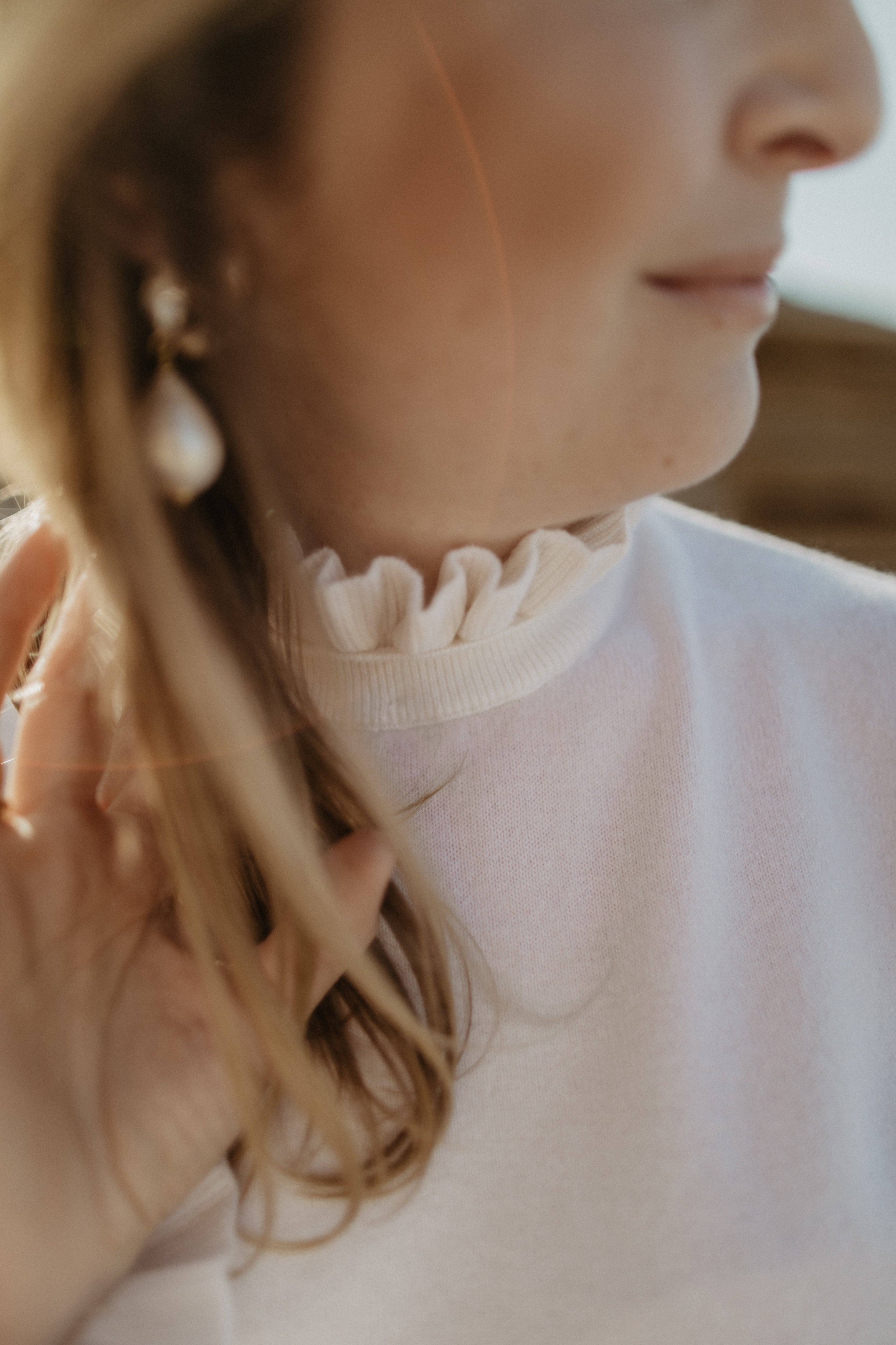 01.03.05 — The Knit Sweater / Beige