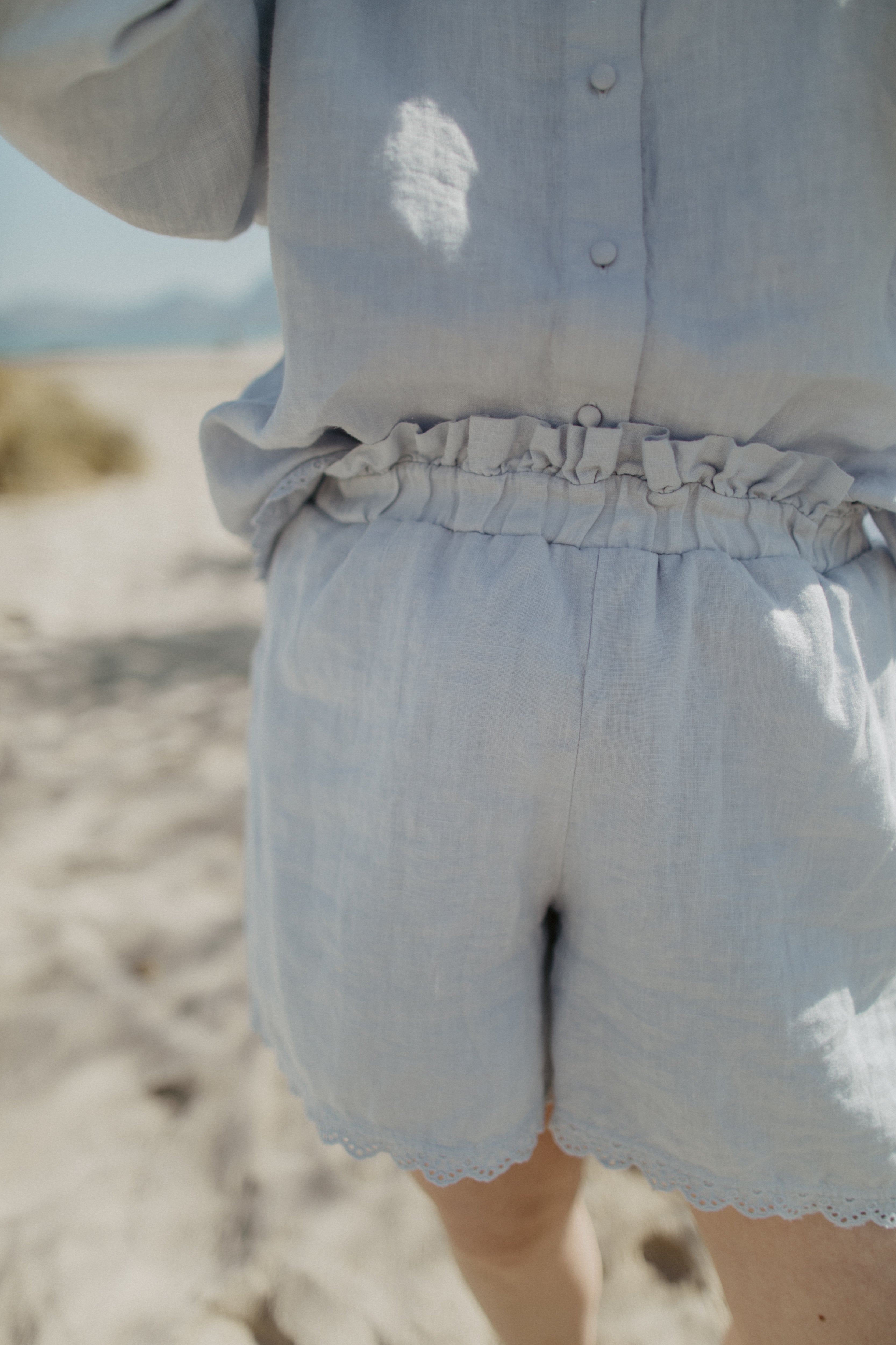 01.02.04 — The Shorts / Horizon
