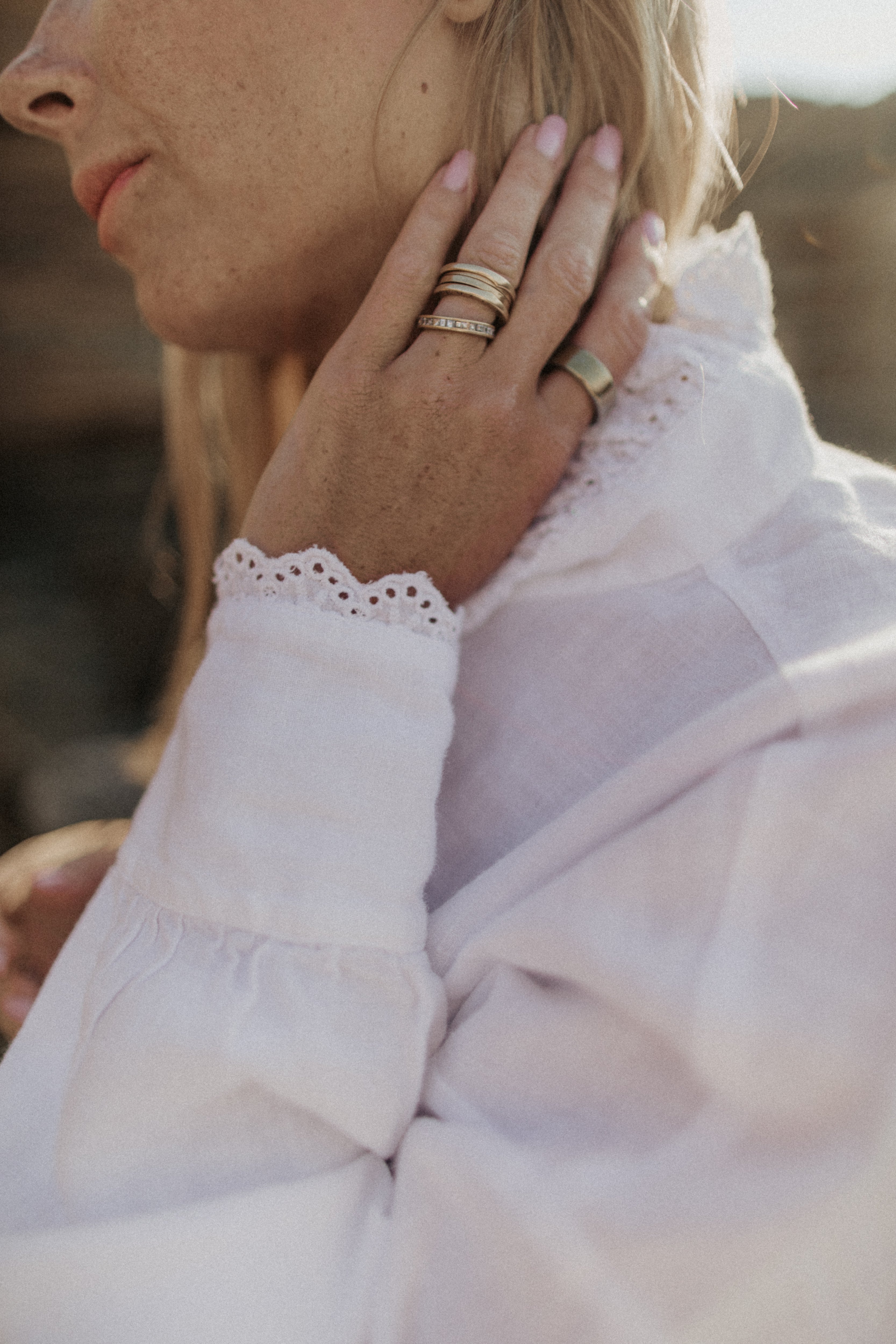 01.01.11 — The Linen Blouse / White