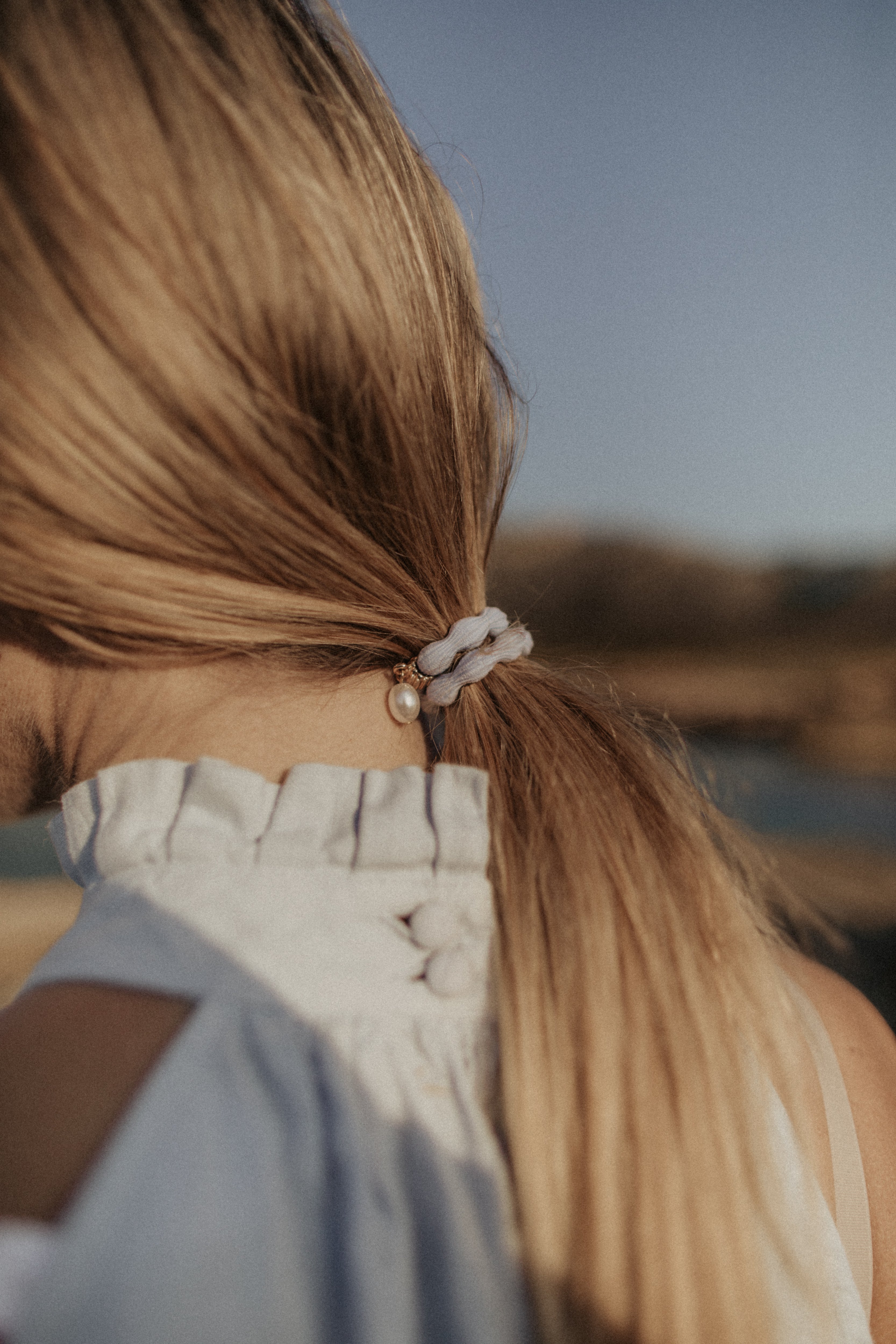 01.01.13 — The Linen Top / Horizon