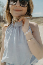 01.01.13 — The Linen Top / Horizon