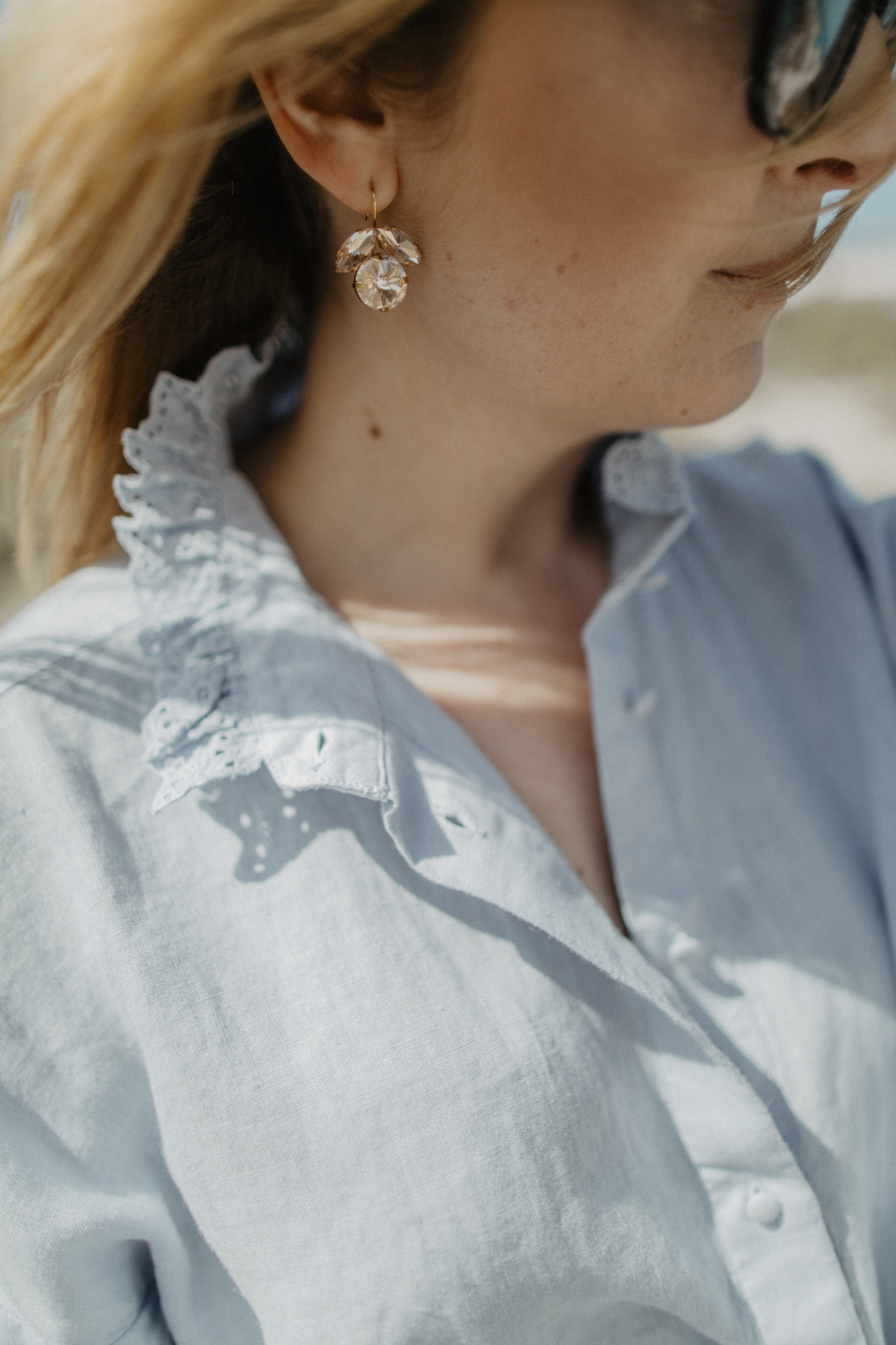 01.01.12 — The Linen Blouse / Horizon