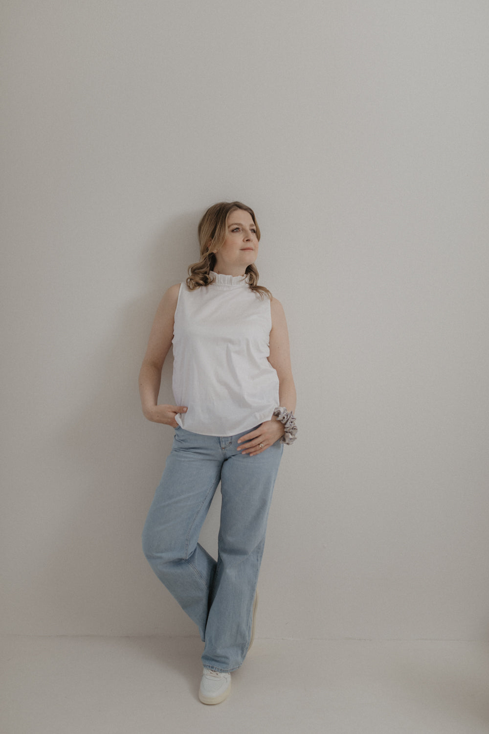 01.01.01 — The Ruffle Collar Top / White