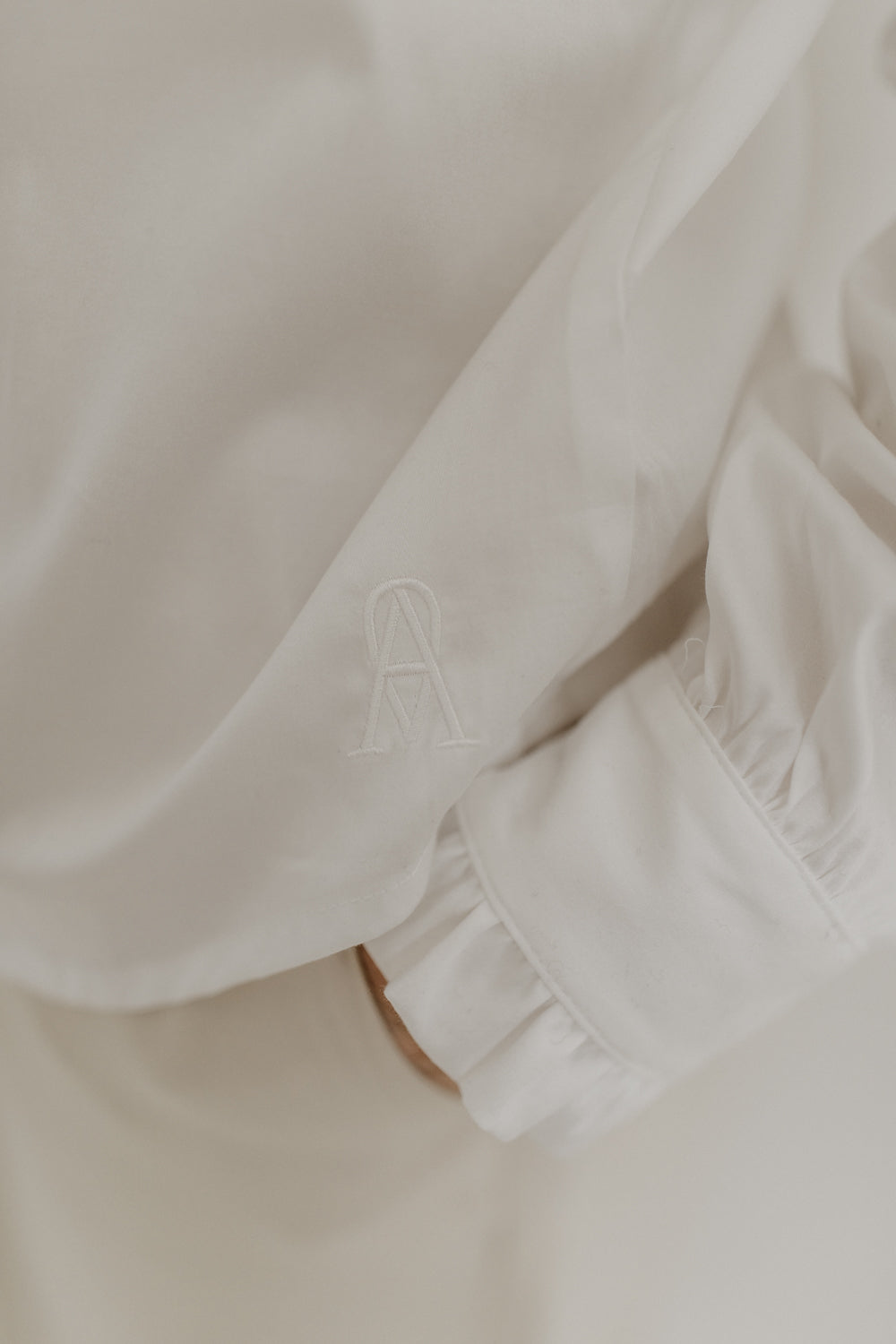 01.01.04 — The Ruffle Blouse / White