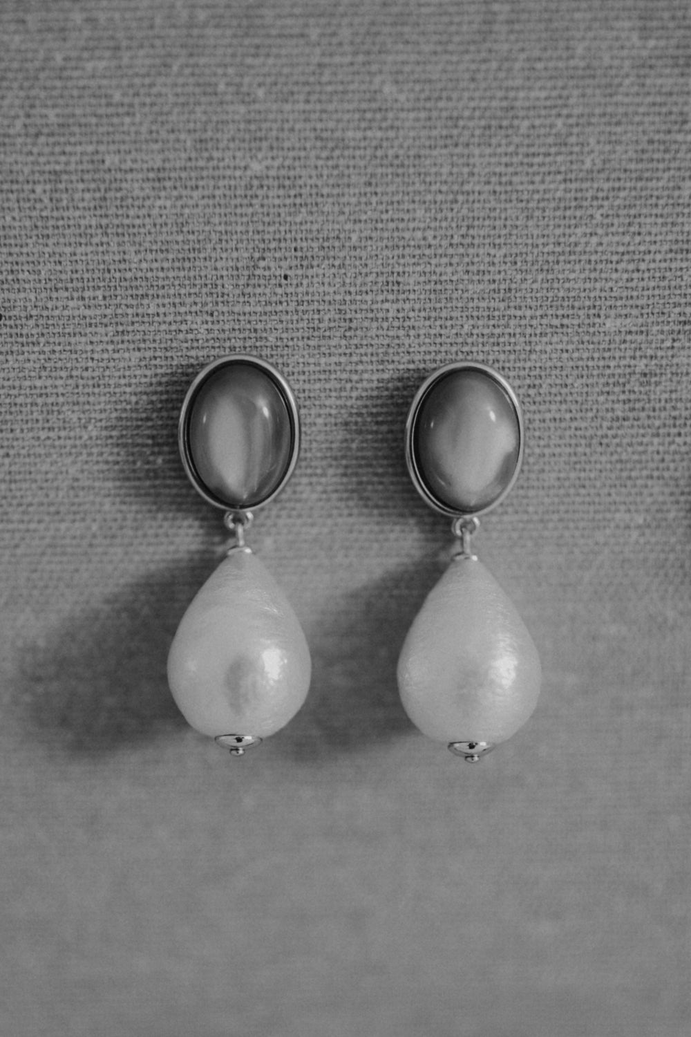 01.07.10 — The Cotton Drop Stud / Sand