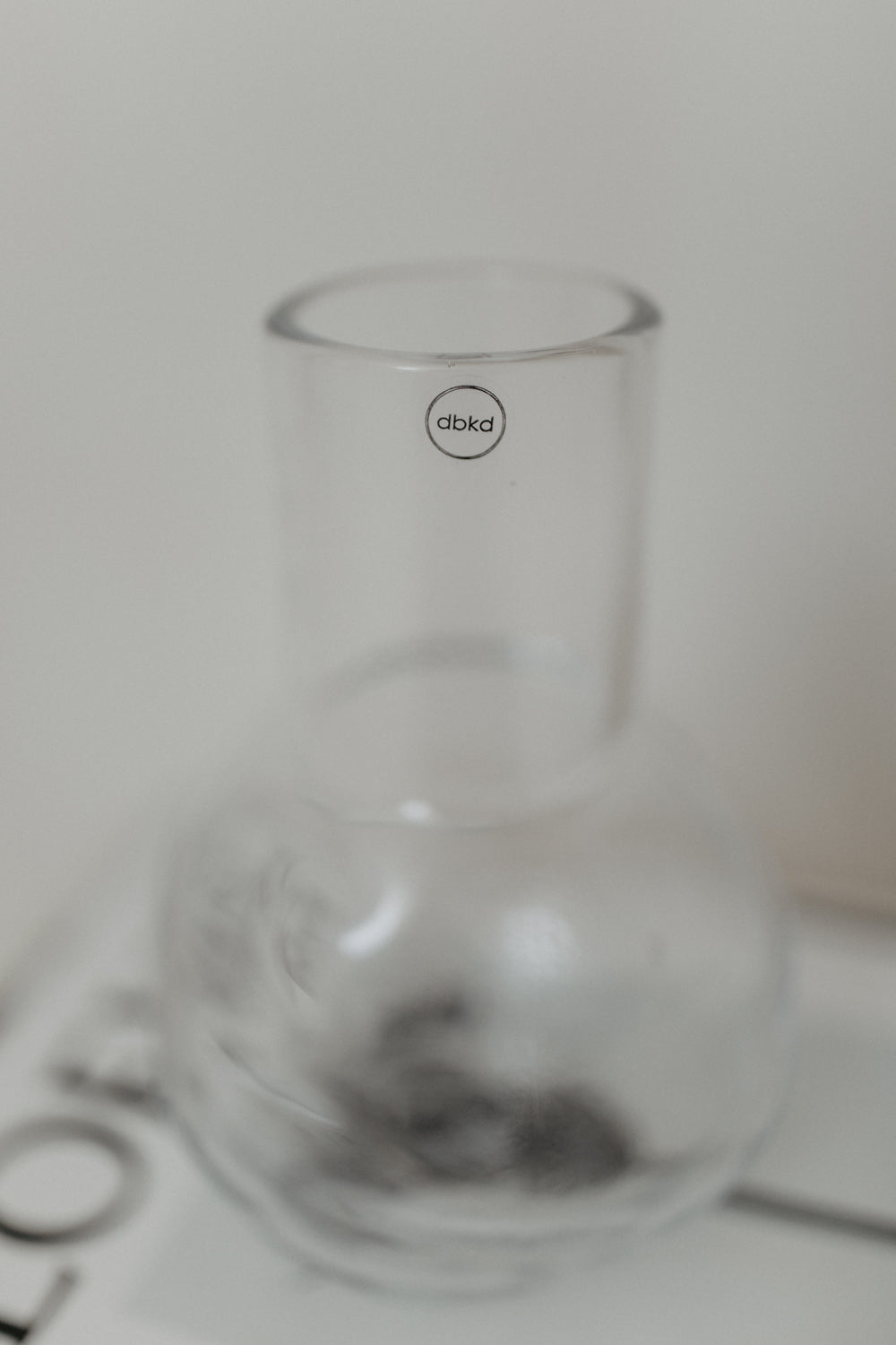 01.08.06 — The Bunch Vase Small / Clear