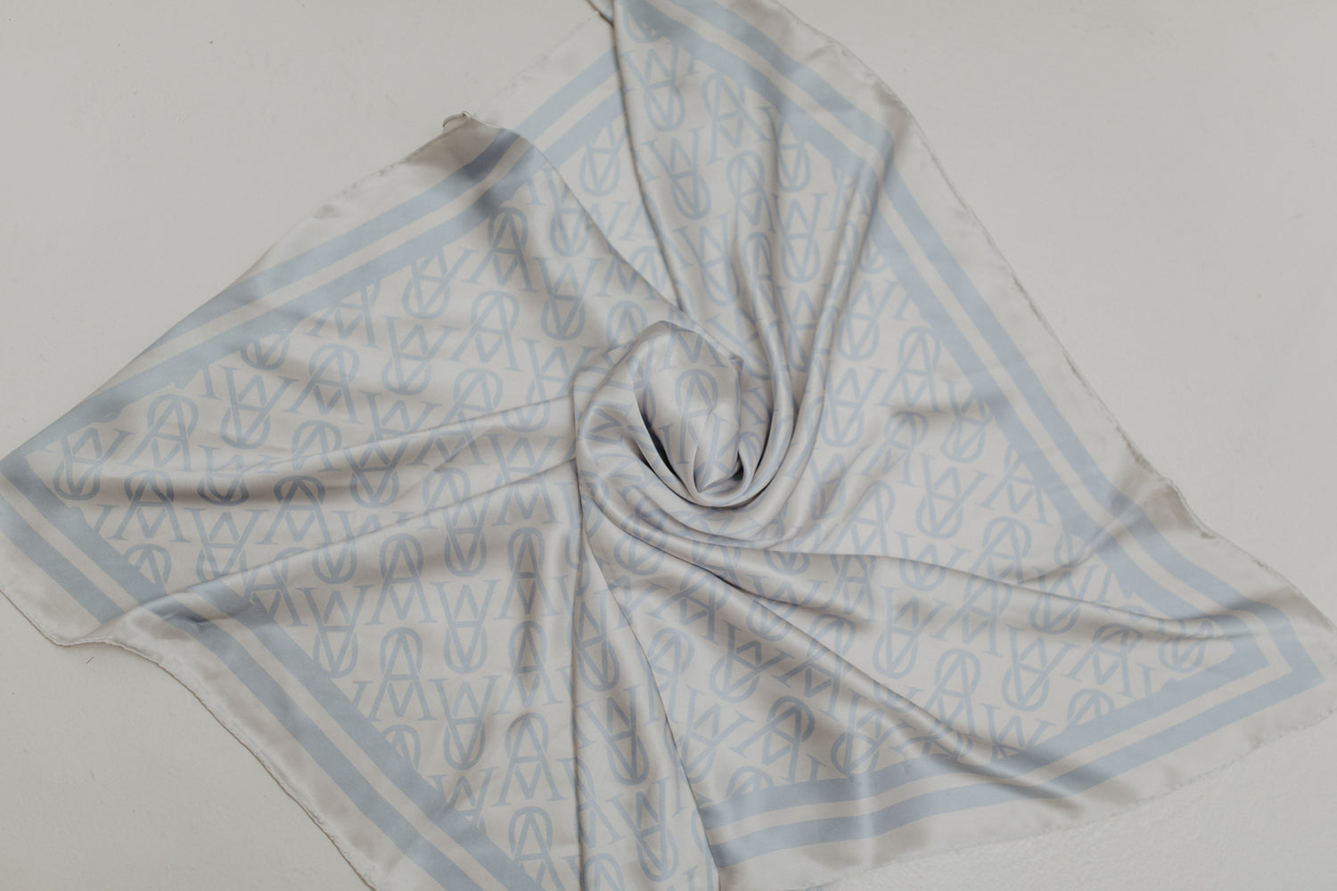 01.07.30 — The Silk Scarf / Horizon