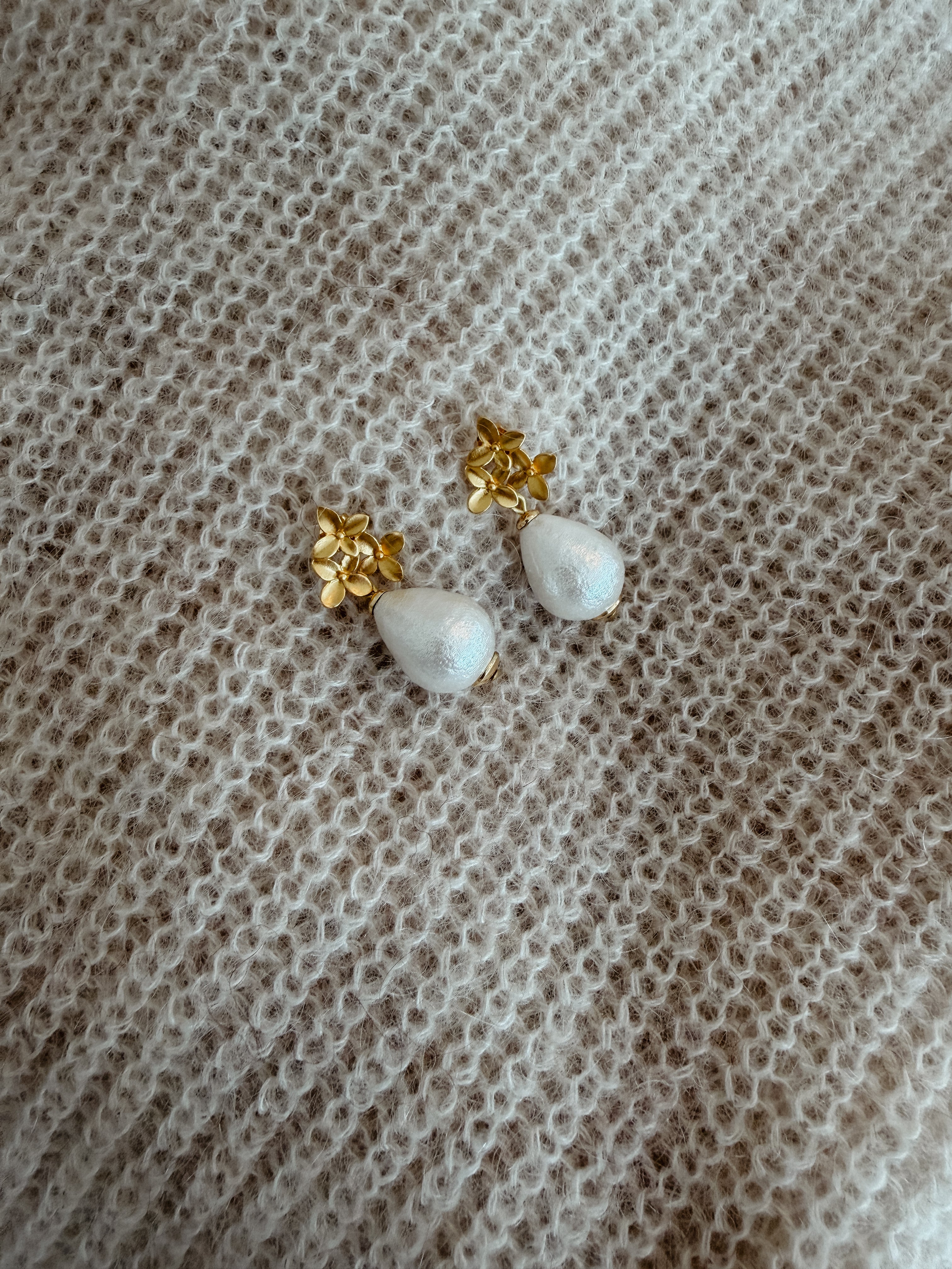 The Flower Stud