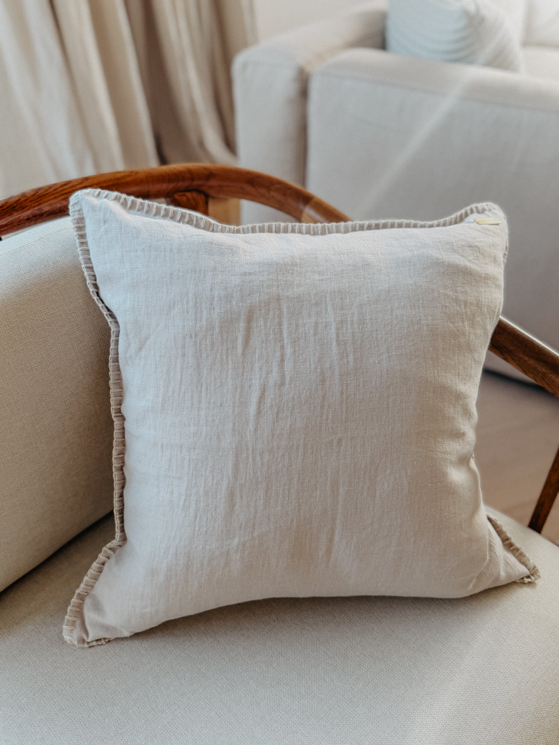 dahlenburg® | Kissenbezug mit Stitch Greige - 50cm x 50cm