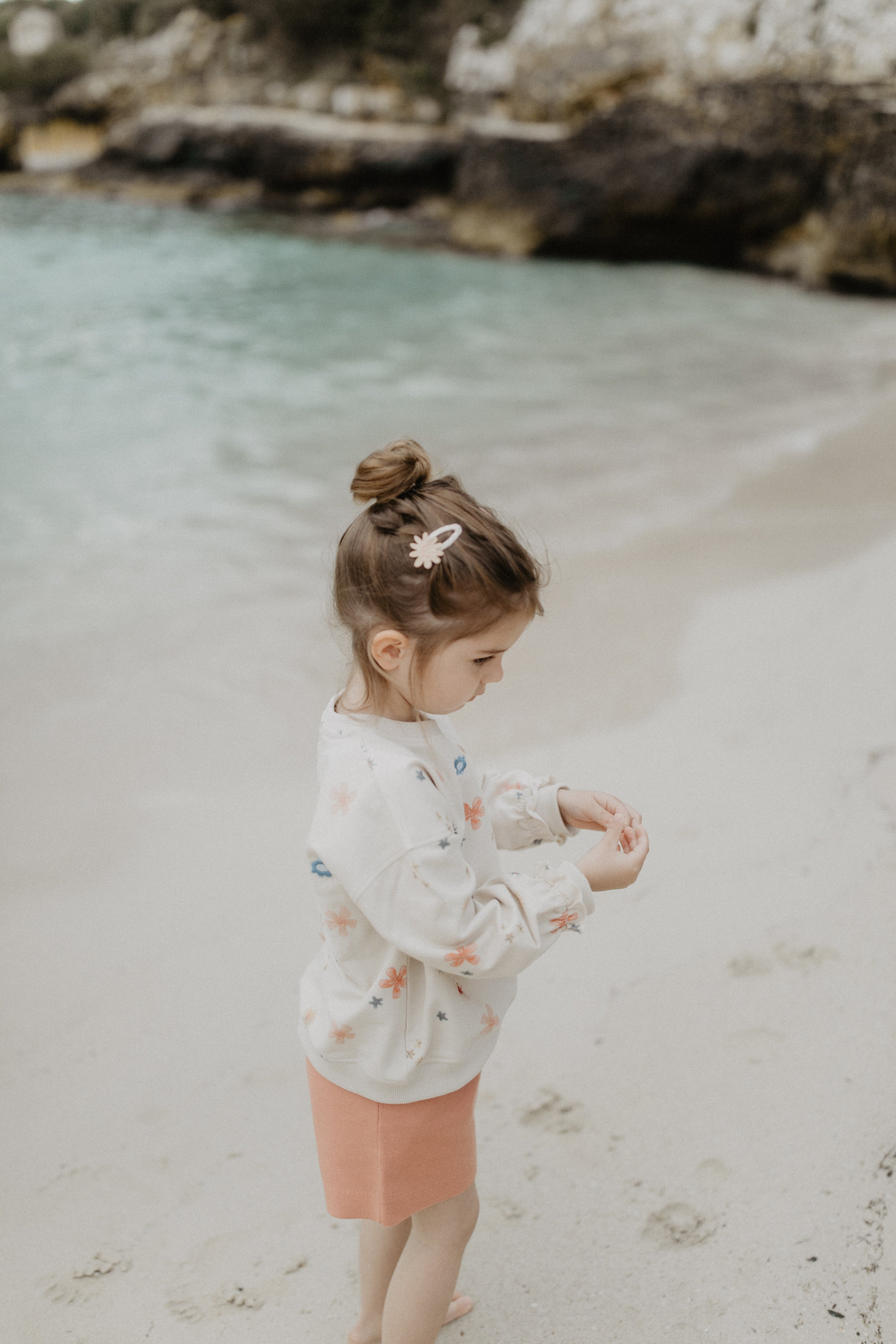 Sweatshirt ‘Flowers’ with Frilled Sleeves