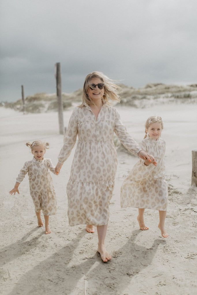 Maxikleid Leoprint Für Frauen Frauenmode