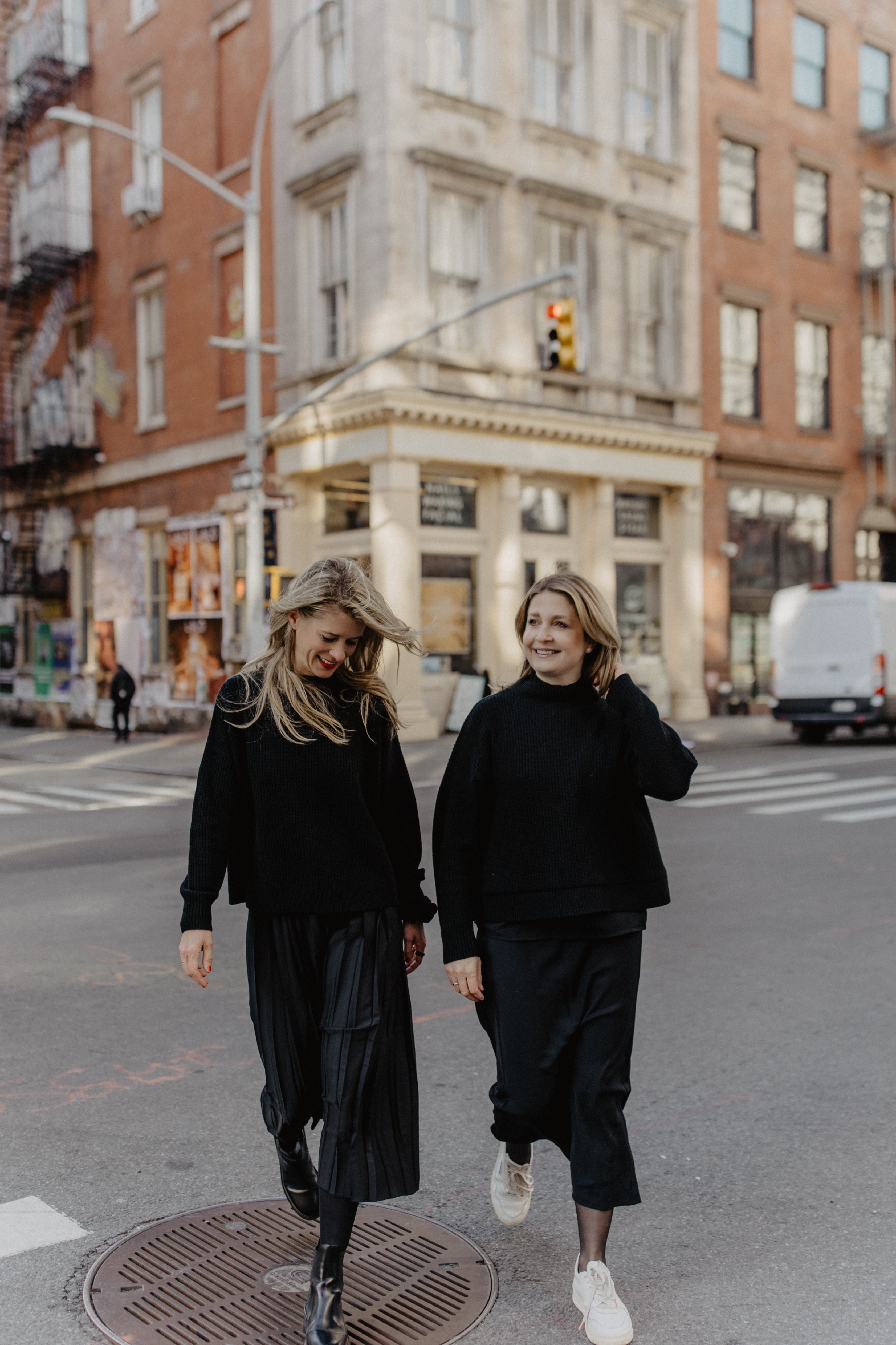 Chunky Knit Sweater 'Black'