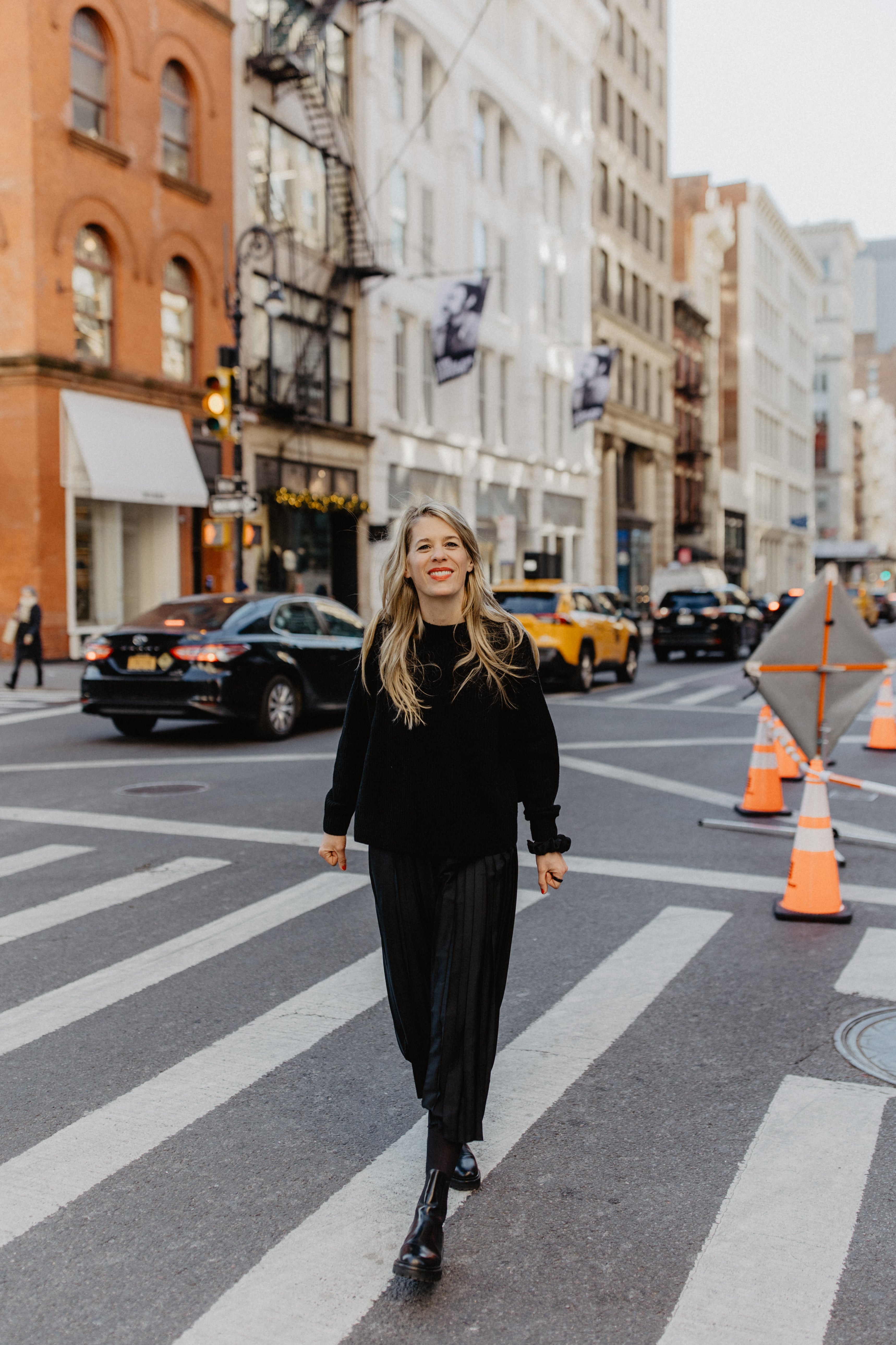 Pleated Skirt "Black"