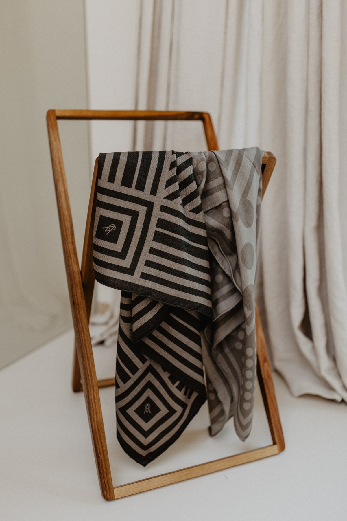 Wool Scarf | Dots