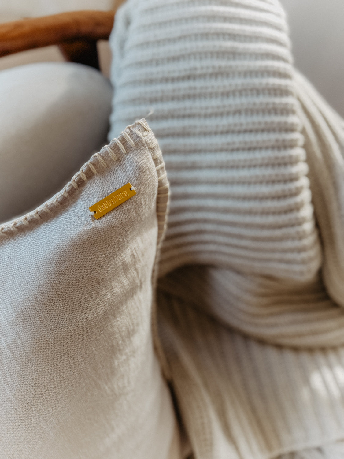 dahlenburg® | Kissenbezug mit Stitch Beige-Natur - 50cm x 50cm