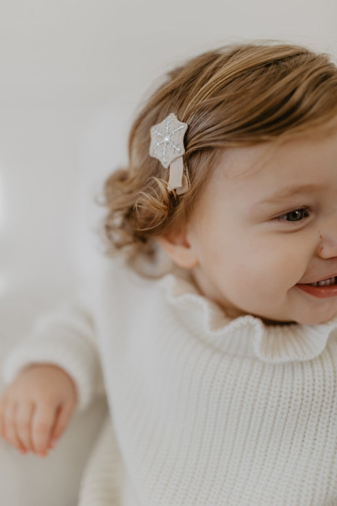 Mini-Me Strickpullover Off White Mit Rüschenkragen Für Mädchen Merinowolle