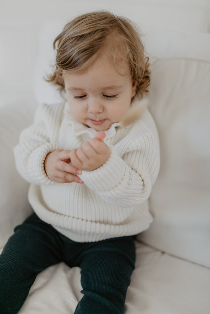 Mini-Me Strickpullover Off White Mit Rüschenkragen Für Mädchen Merinowolle